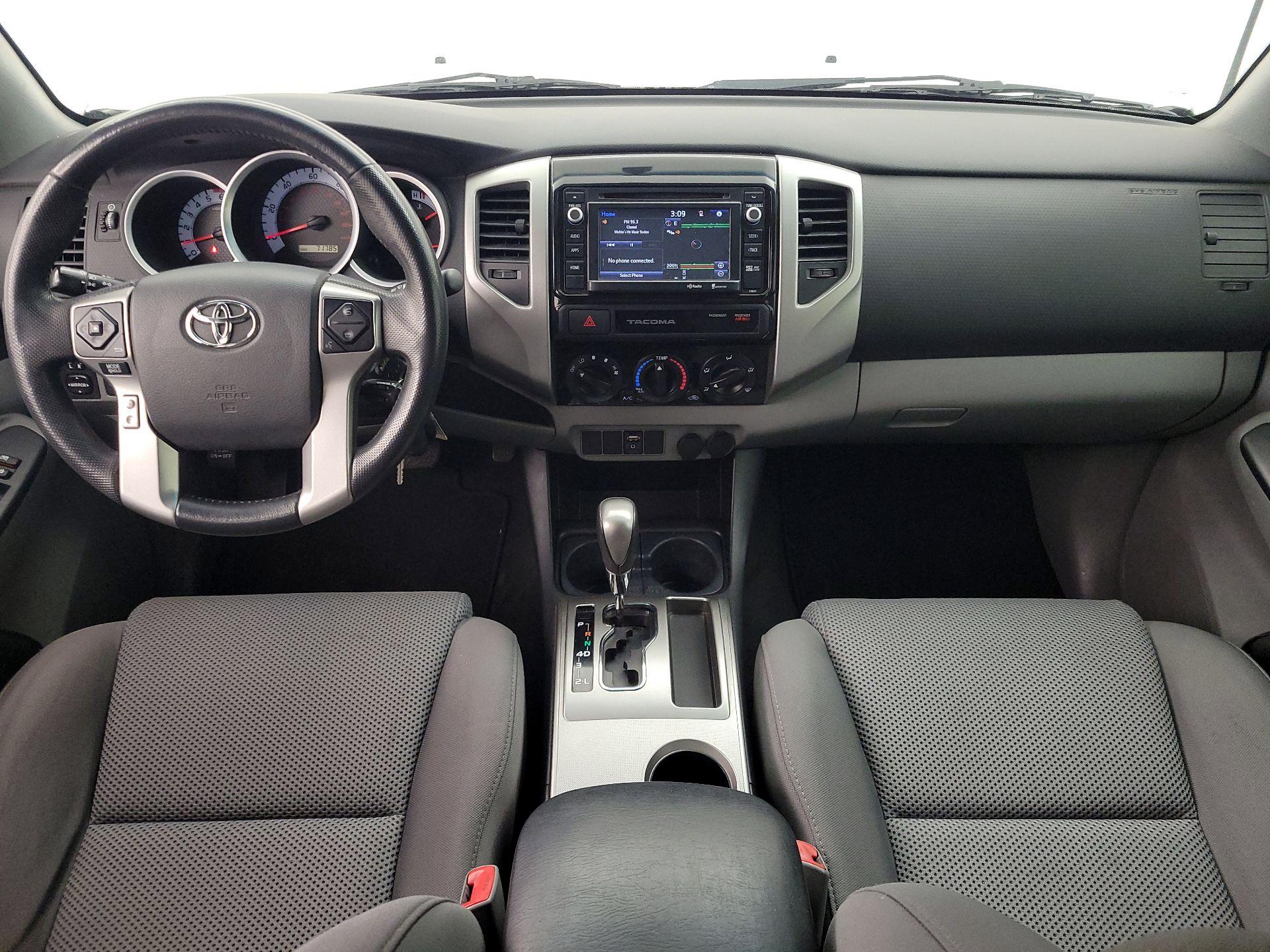 Thumbnail: 2015 Toyota Tacoma - 9