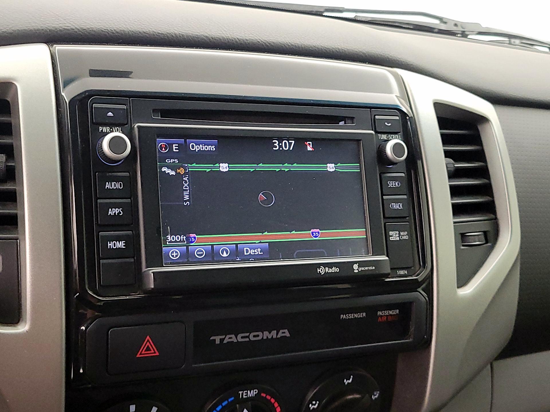 Thumbnail: 2015 Toyota Tacoma - 14