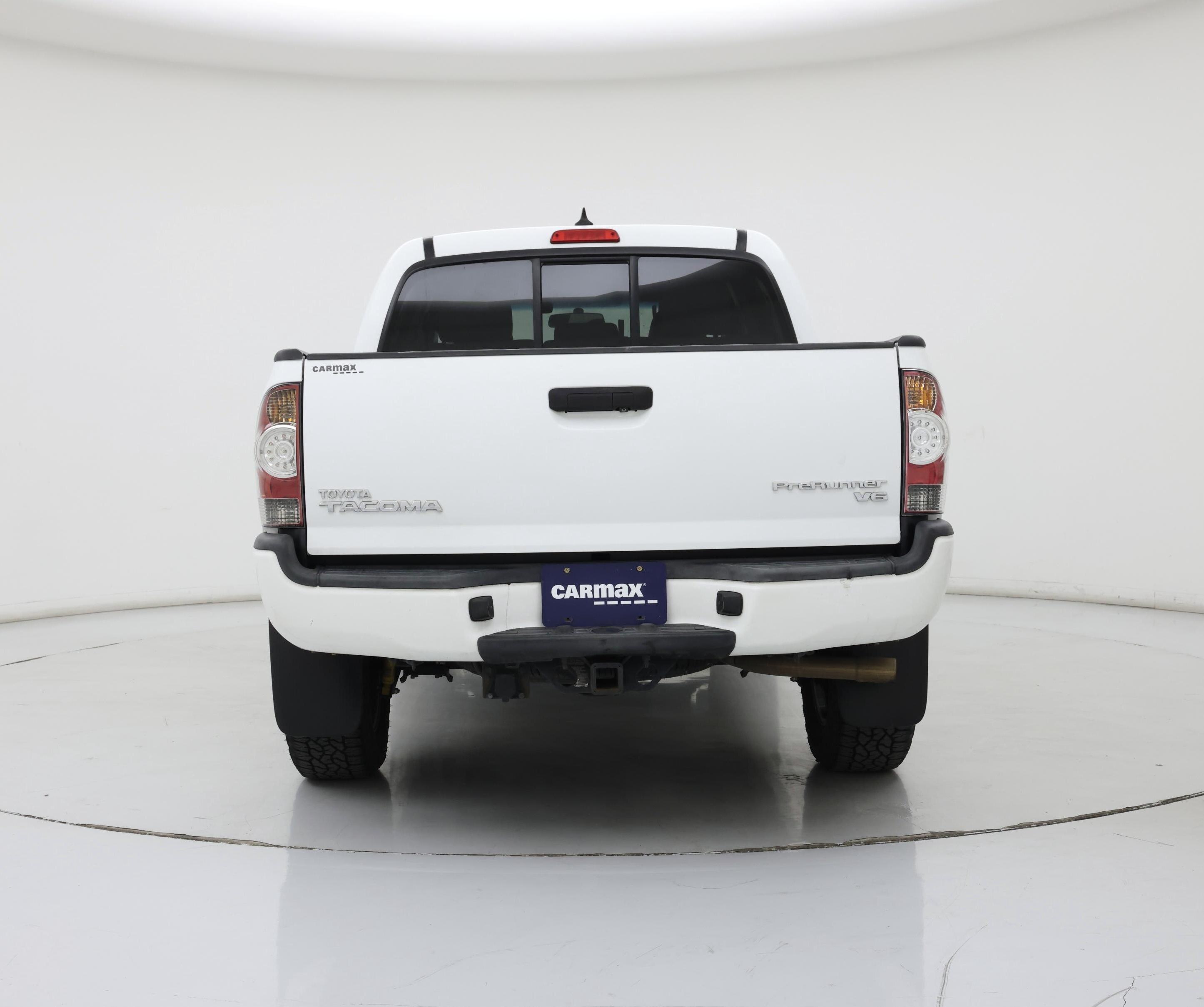 Thumbnail: 2015 Toyota Tacoma - 6