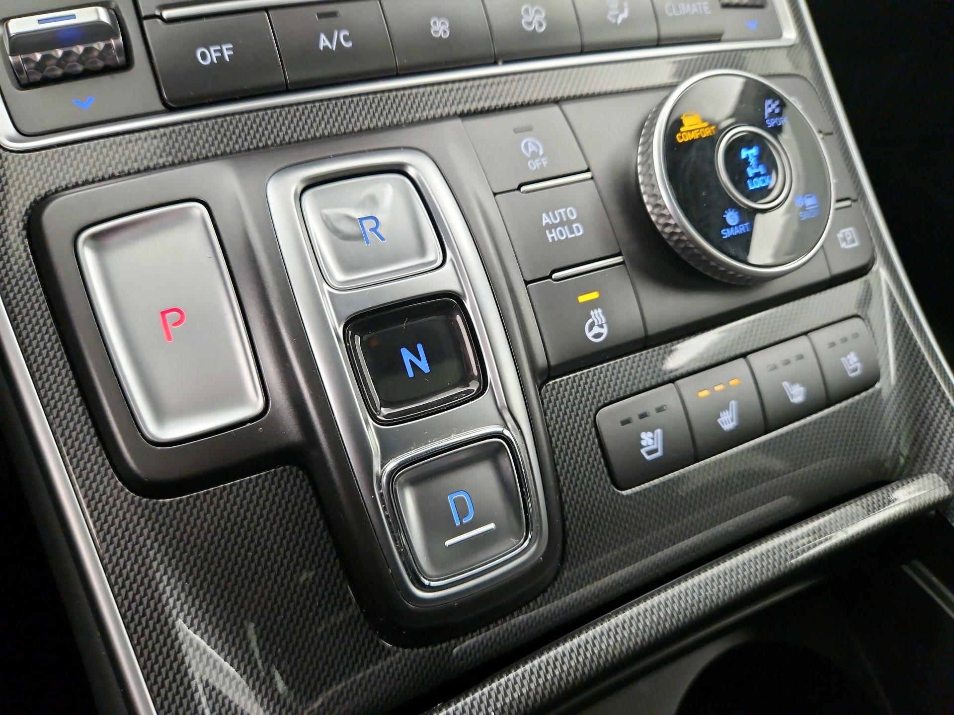 Thumbnail: 2021 Hyundai Santa Fe - 18