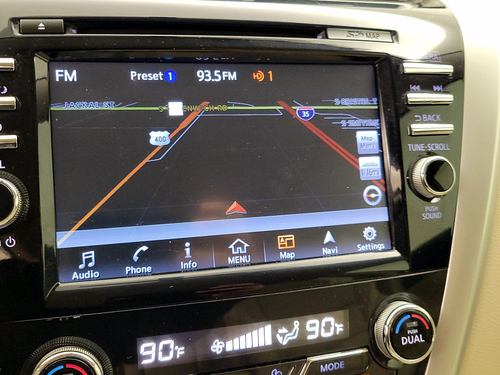 Thumbnail: 2015 Nissan Murano - 14