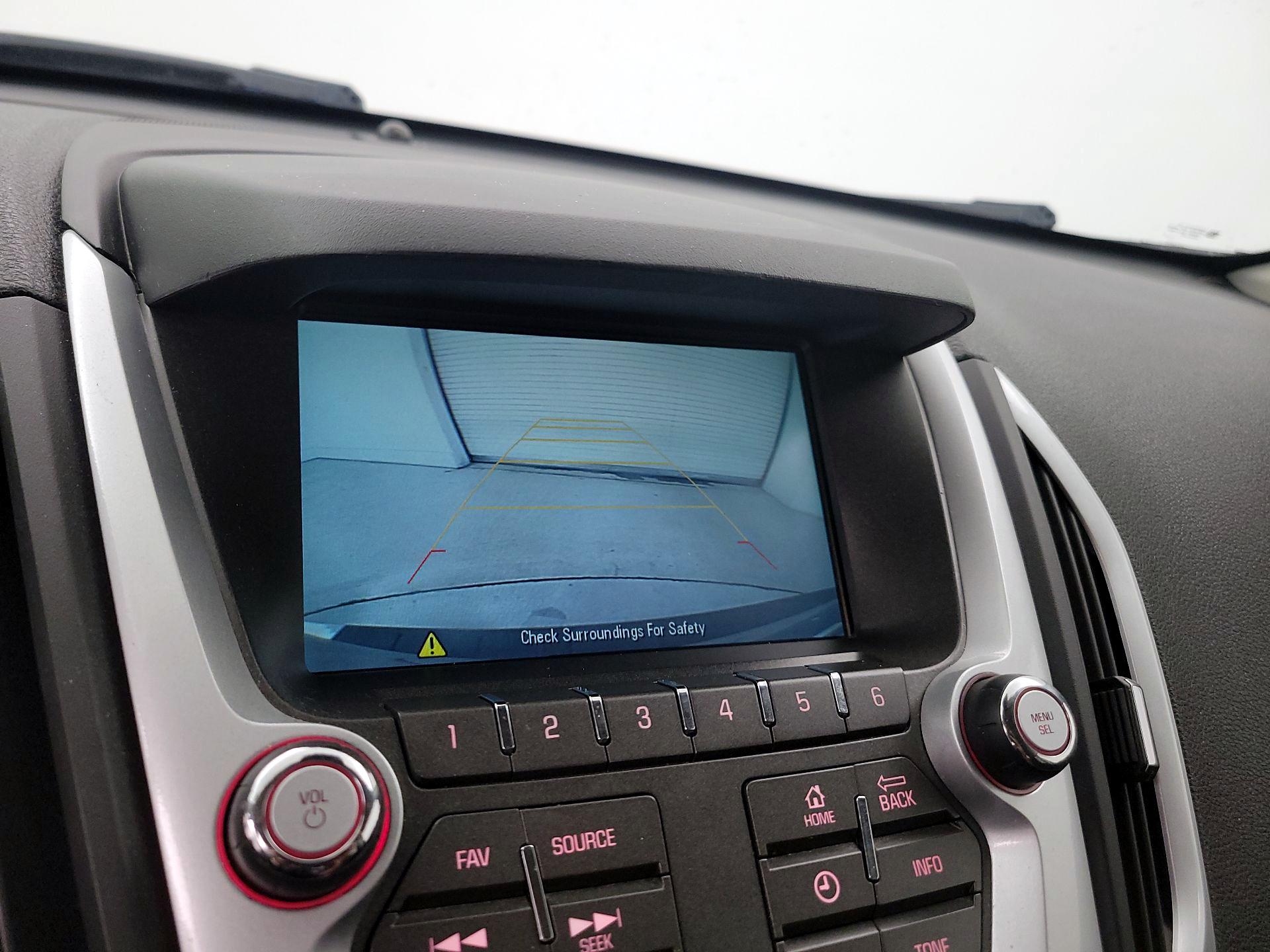 Thumbnail: 2015 GMC Terrain - 13