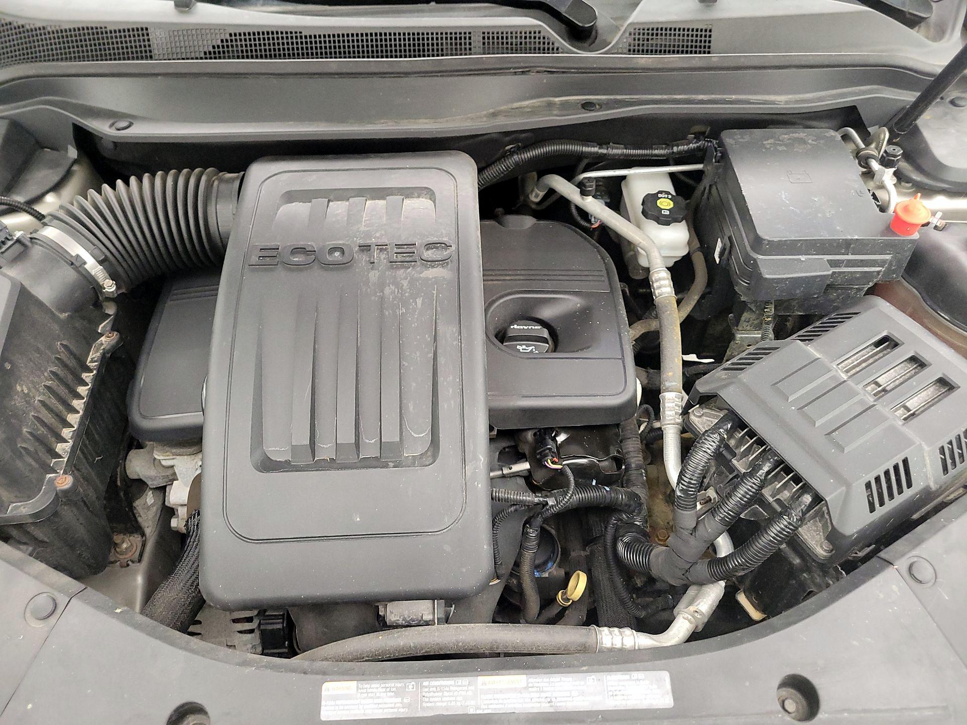 Thumbnail: 2015 GMC Terrain - 19