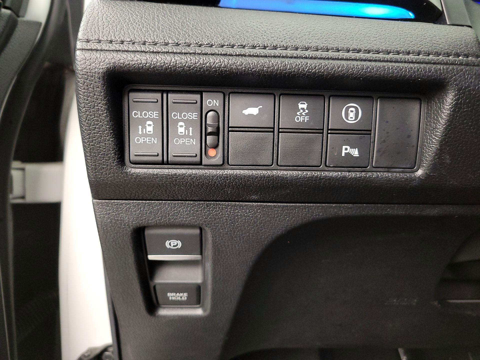 Thumbnail: 2021 Honda Odyssey - 13