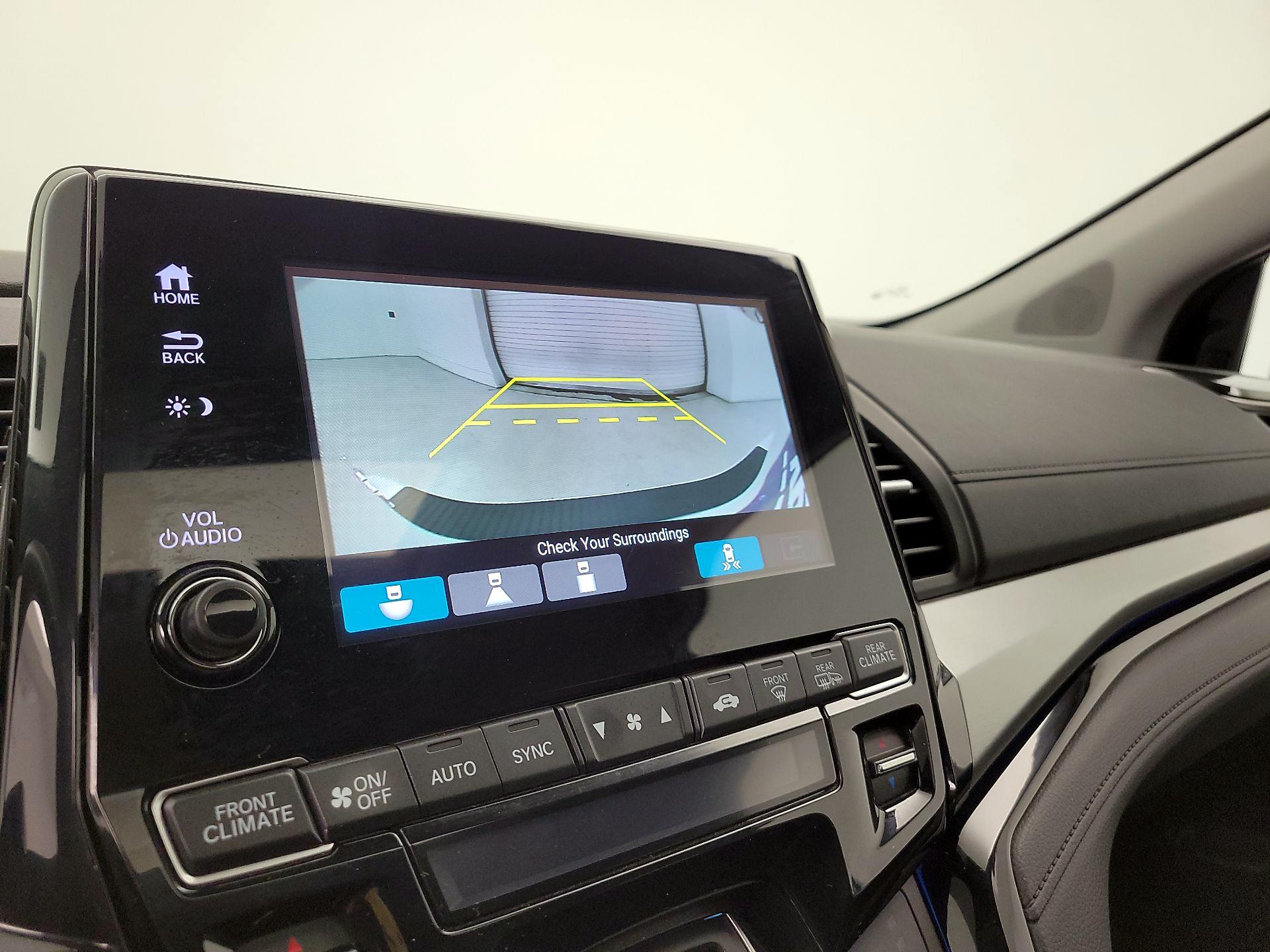 Thumbnail: 2021 Honda Odyssey - 15