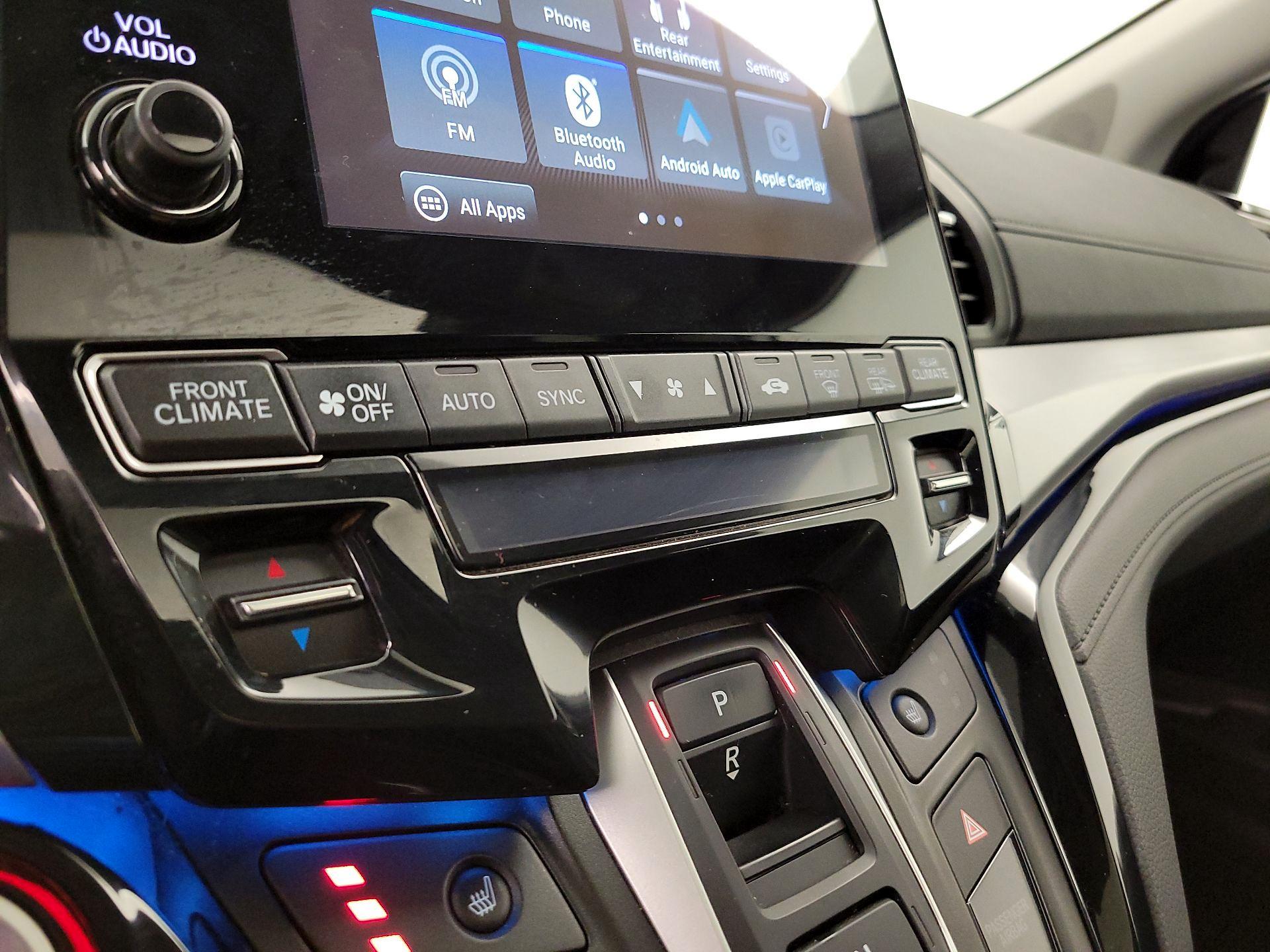 Thumbnail: 2021 Honda Odyssey - 17