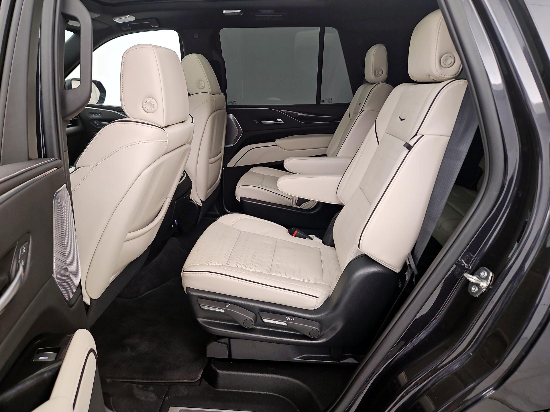 Thumbnail: 2023 Cadillac Escalade - 20