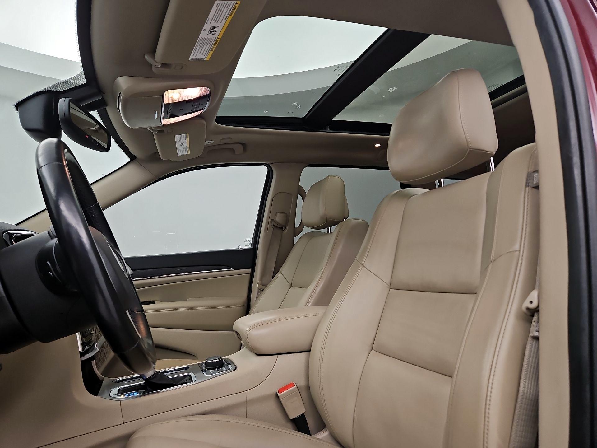 Thumbnail: 2021 Jeep Grand Cherokee - 20