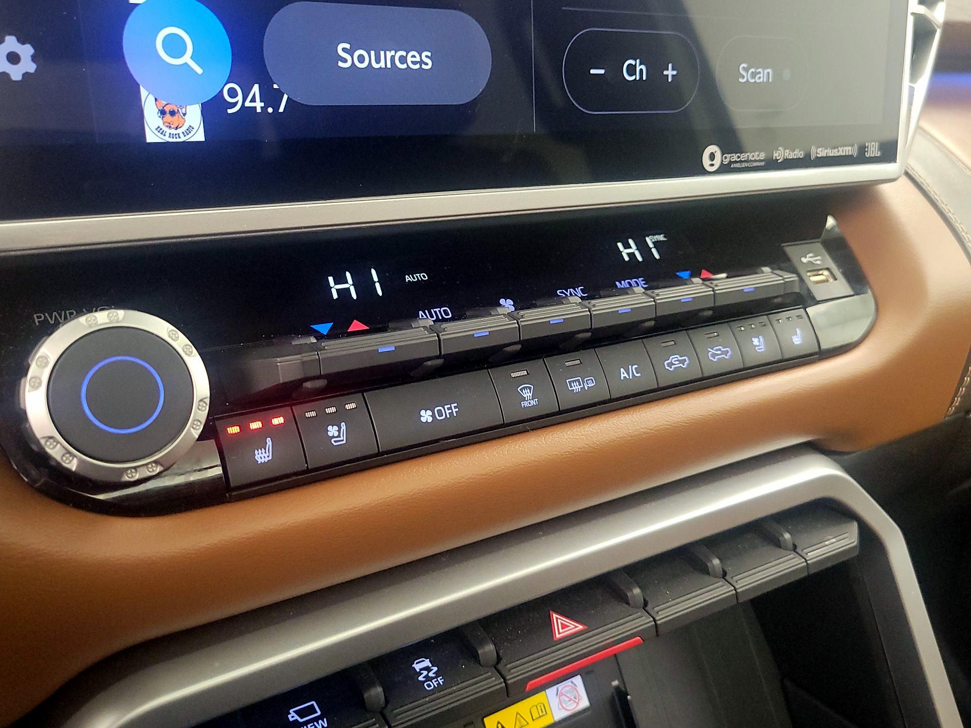 Thumbnail: 2024 Toyota Tundra - 16