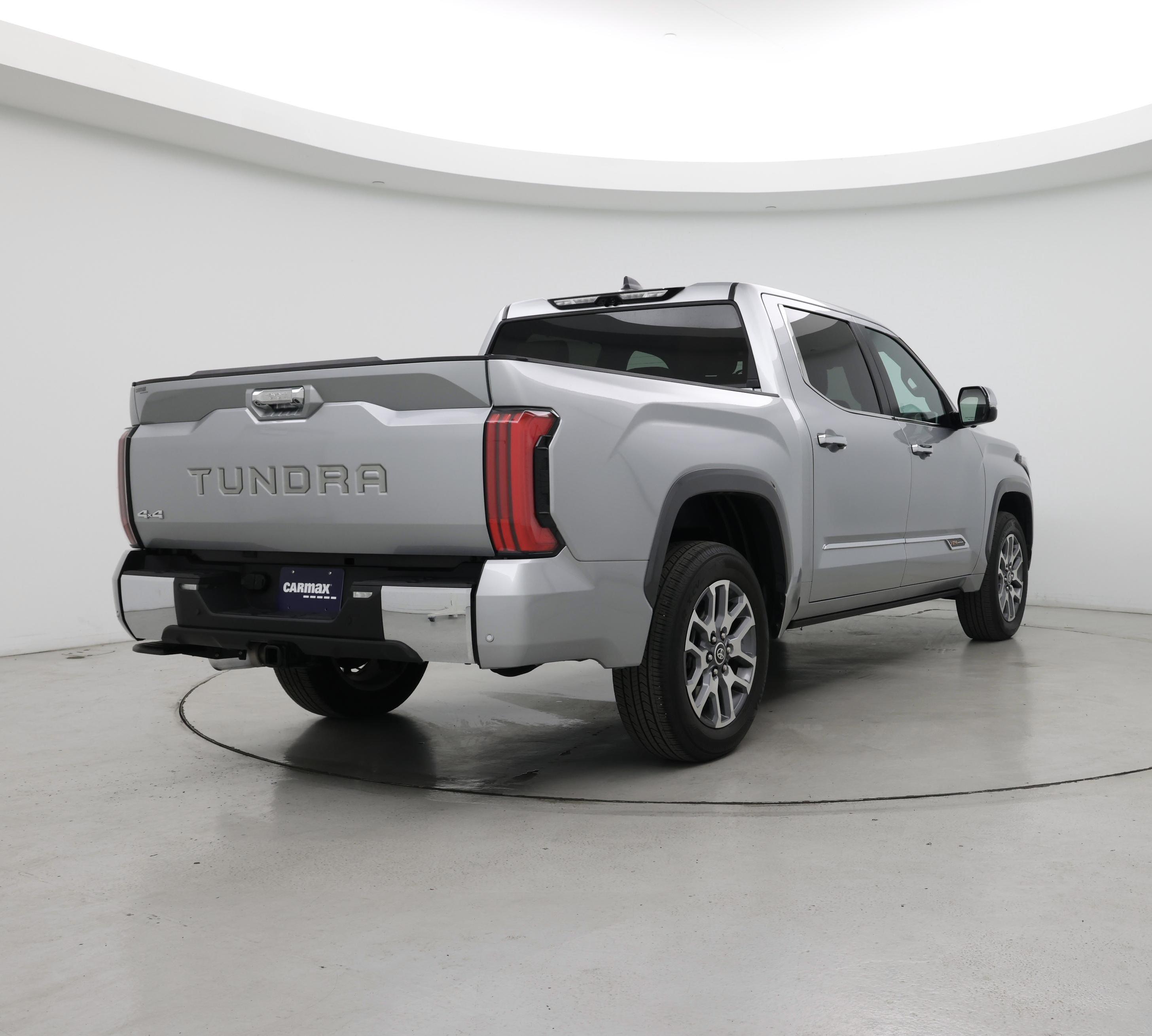 Thumbnail: 2024 Toyota Tundra - 8