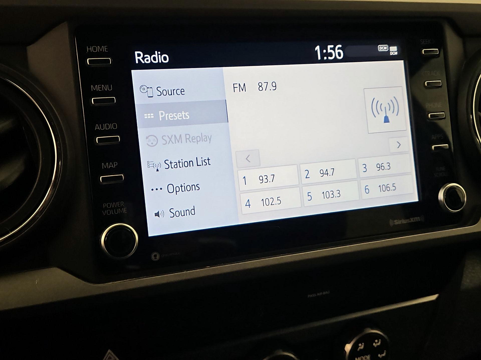 Thumbnail: 2020 Toyota Tacoma - 15