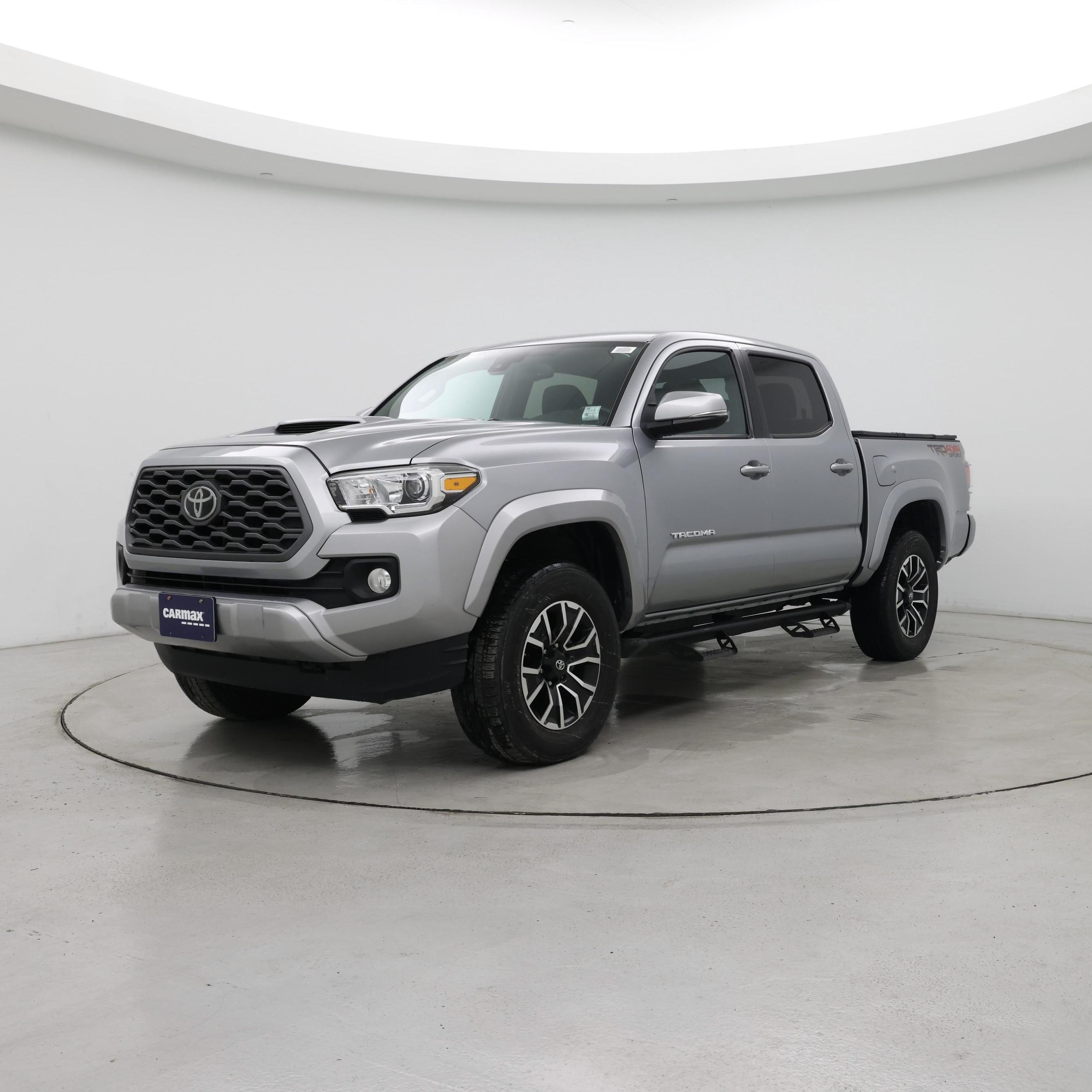 Thumbnail: 2020 Toyota Tacoma - 4
