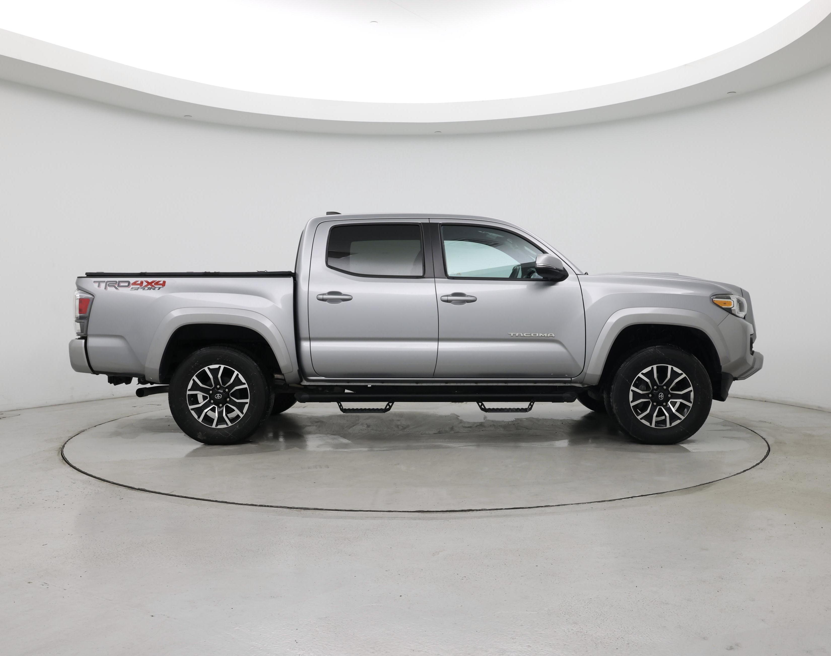 Thumbnail: 2020 Toyota Tacoma - 7