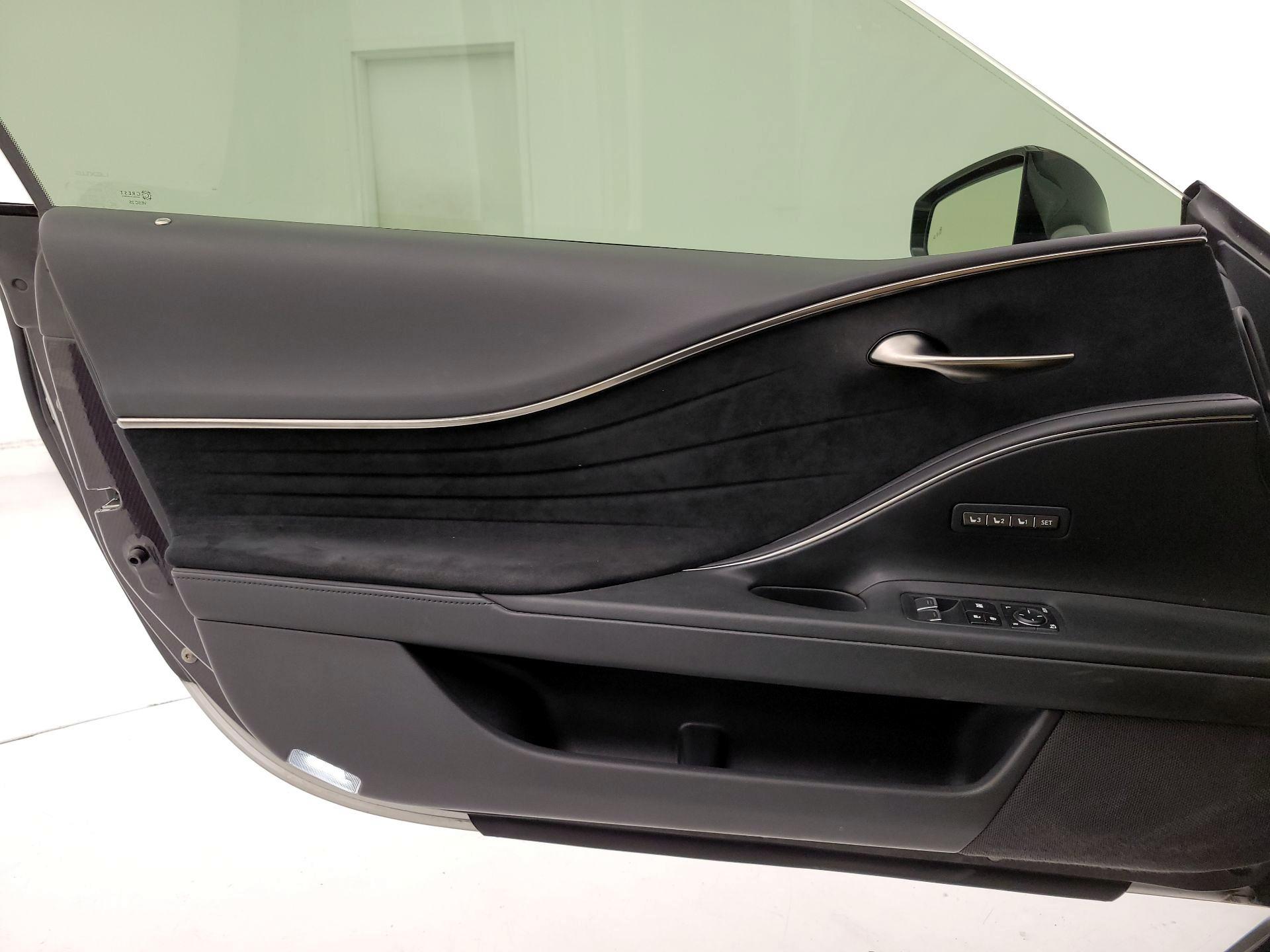 Thumbnail: 2018 Lexus LC - 12