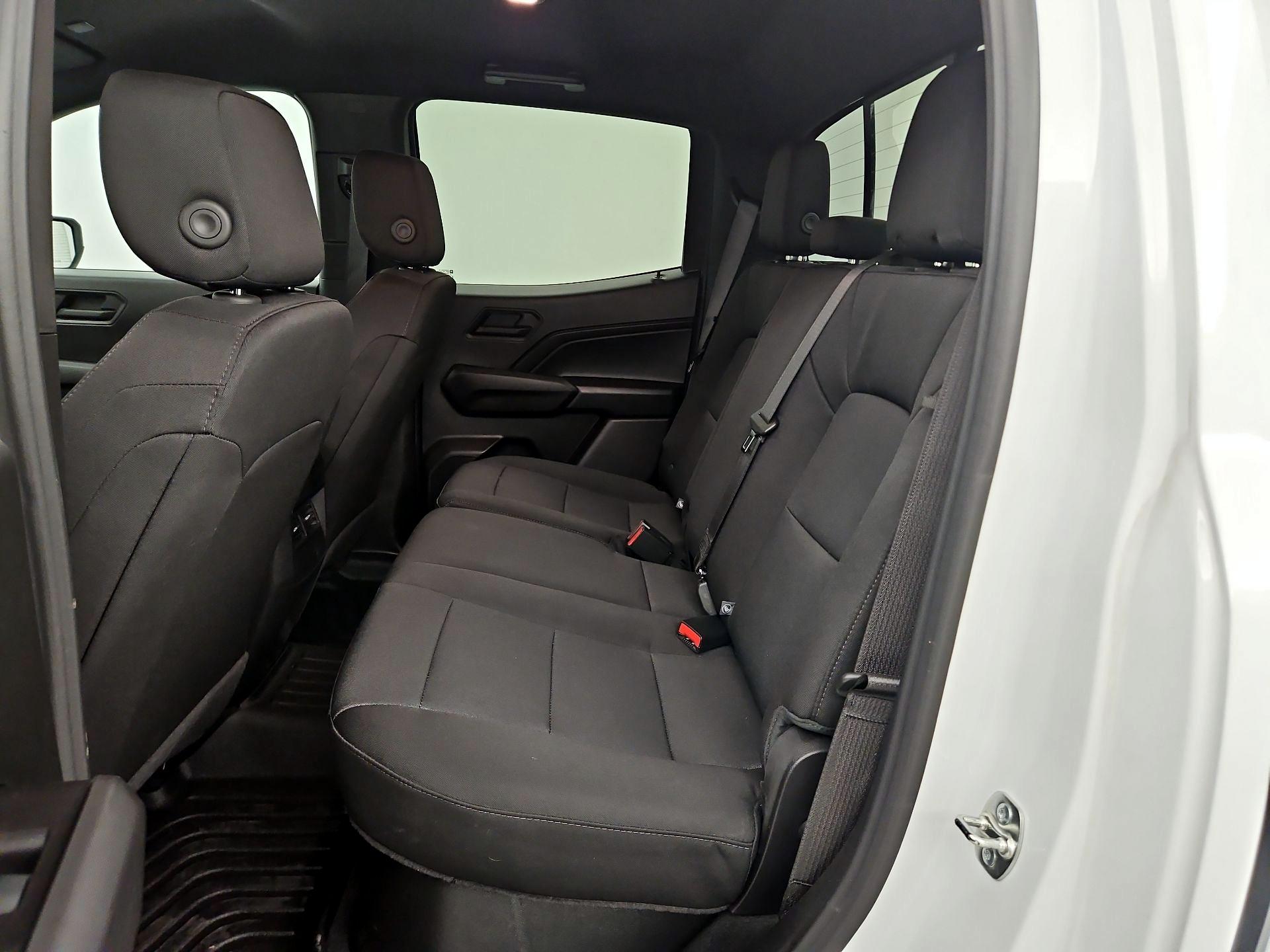 Thumbnail: 2024 Chevrolet Colorado - 20