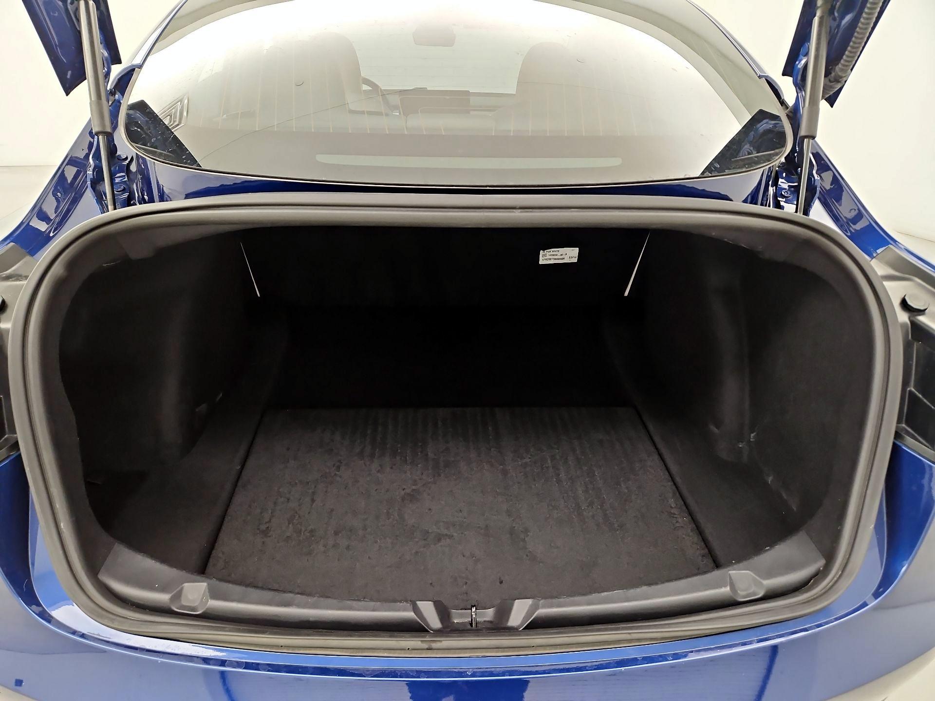 Thumbnail: 2020 Tesla Model 3 - 19