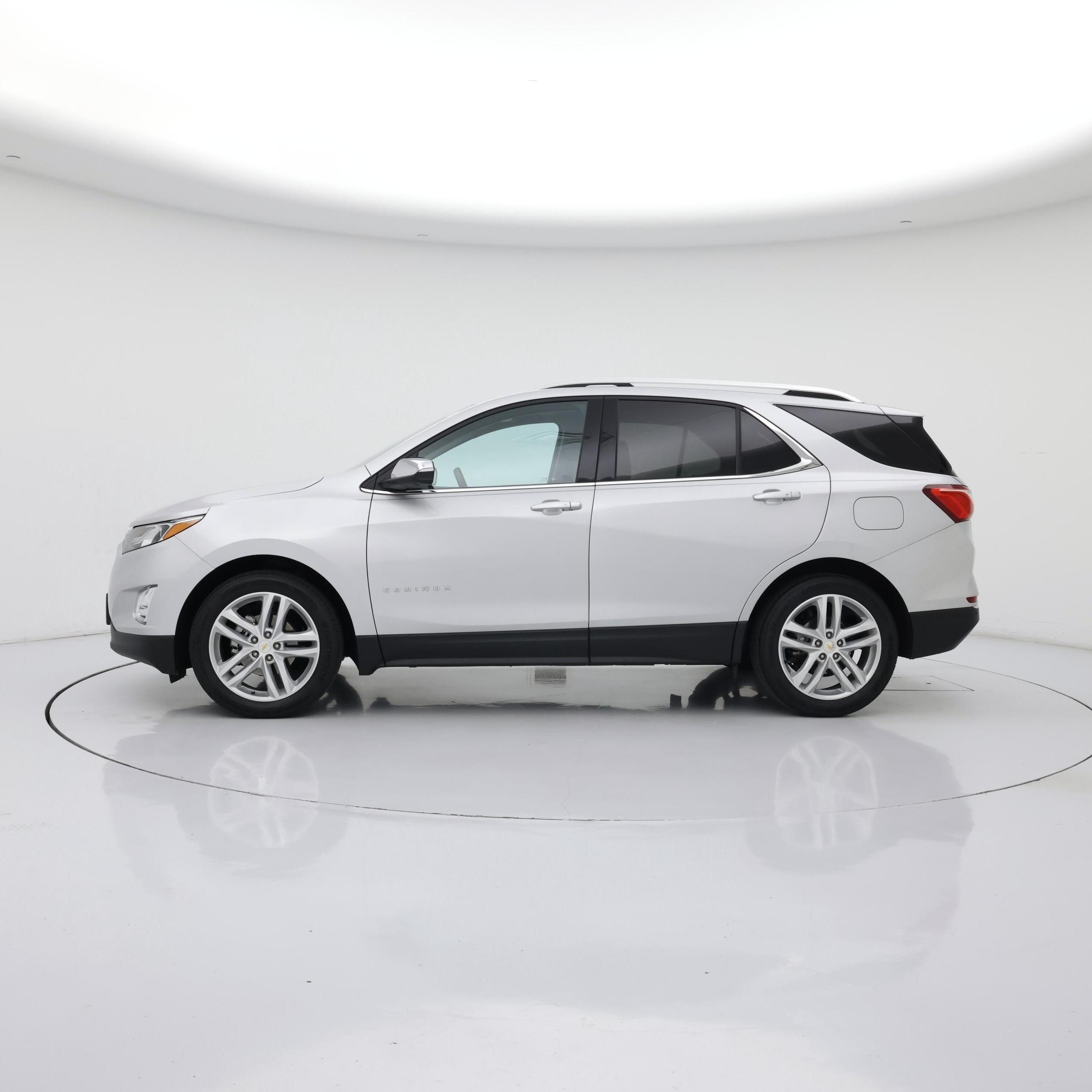 Thumbnail: 2018 Chevrolet Equinox - 3