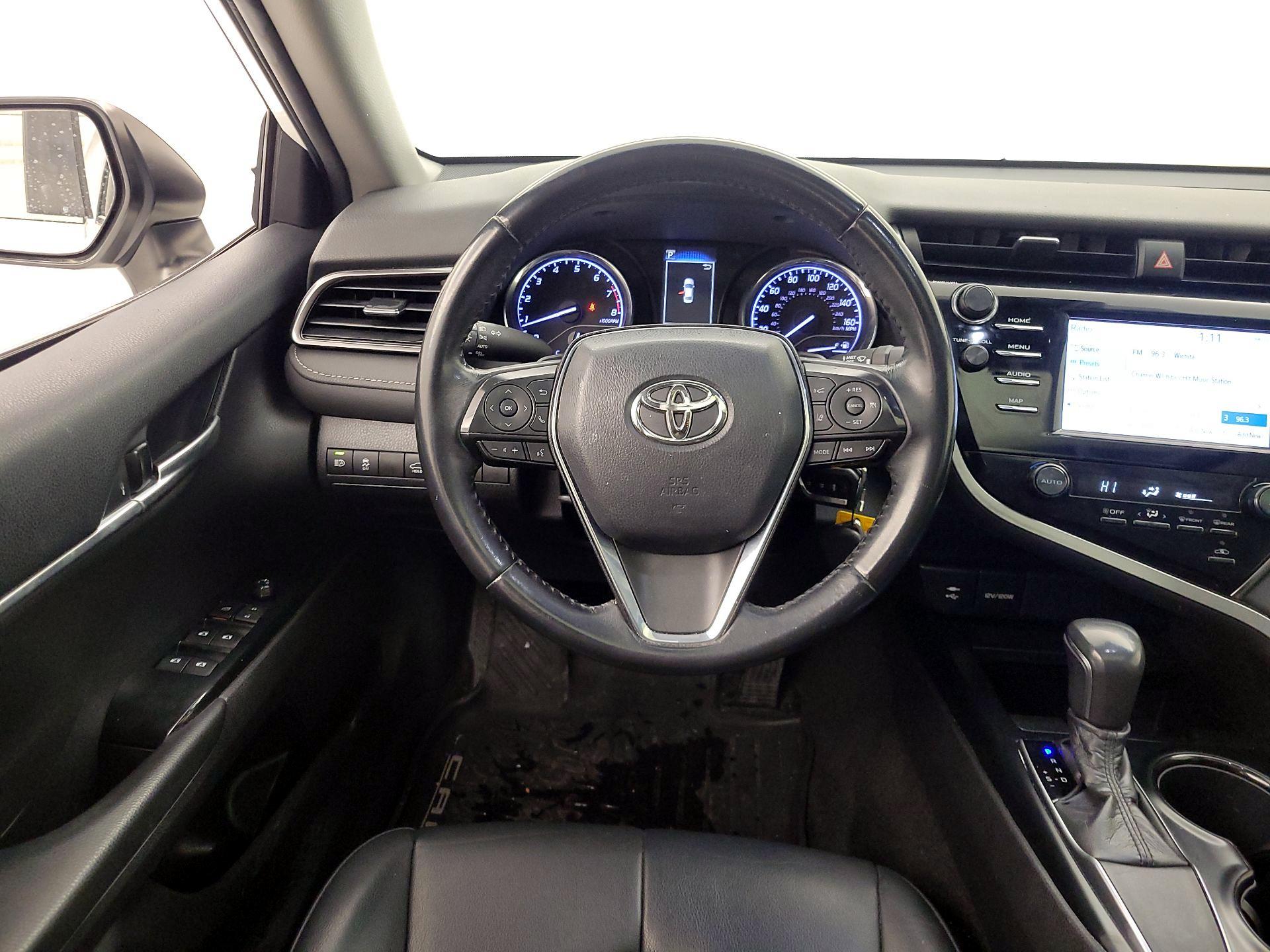 Thumbnail: 2019 Toyota Camry - 10