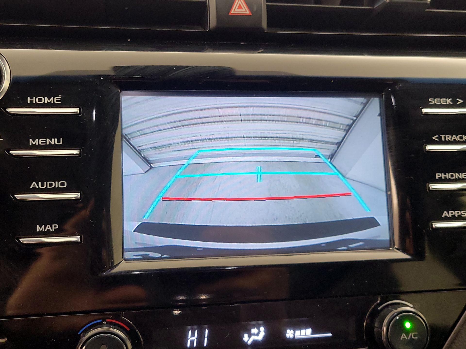 Thumbnail: 2019 Toyota Camry - 14