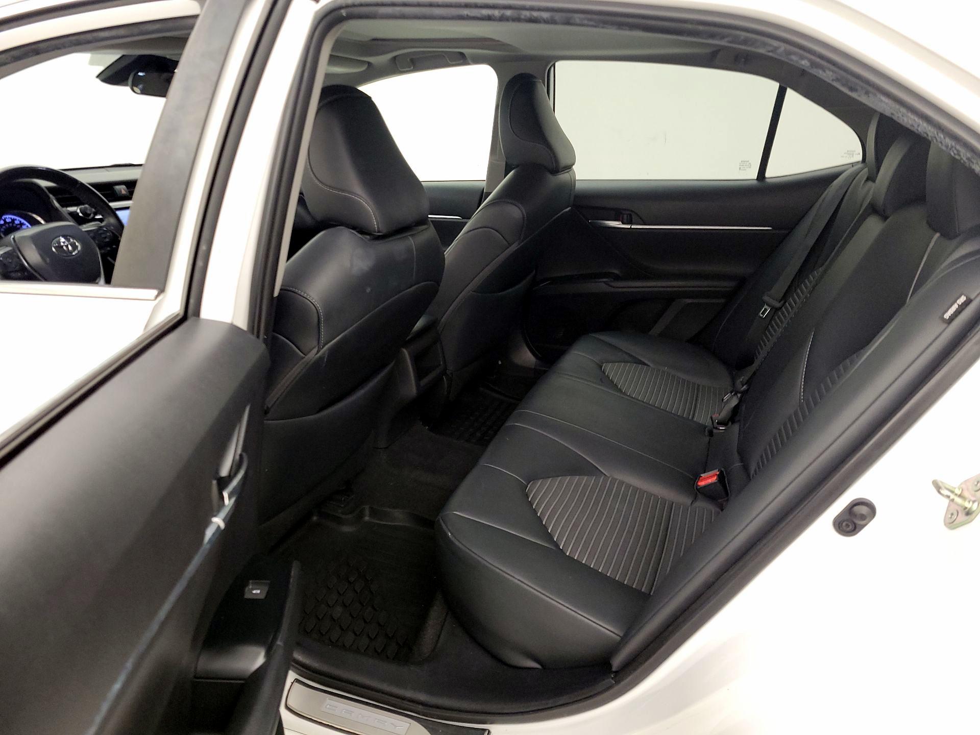 Thumbnail: 2019 Toyota Camry - 20