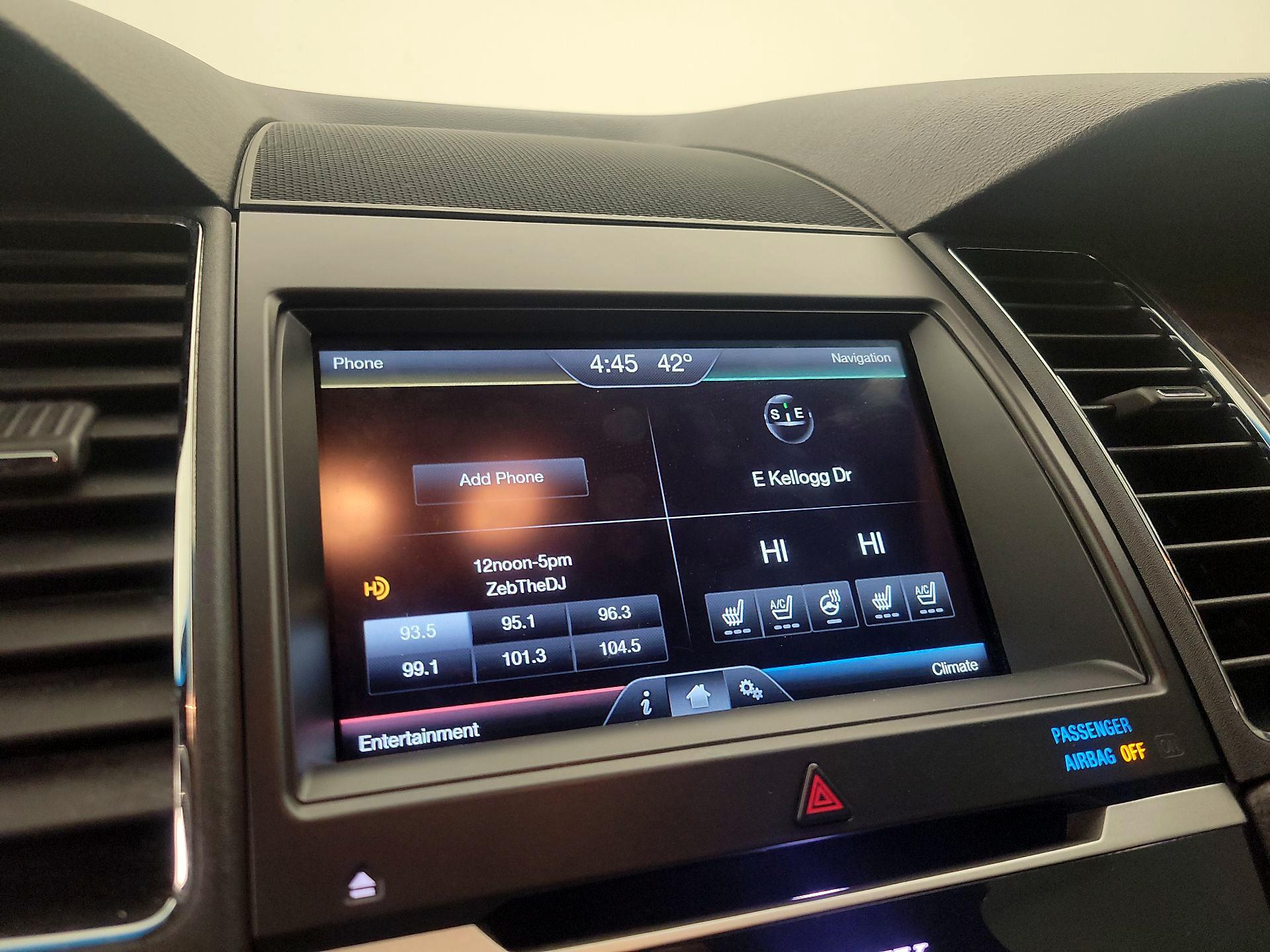 Thumbnail: 2015 Ford Taurus - 14