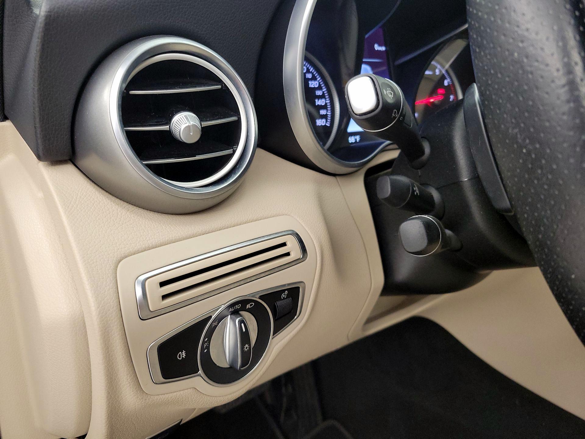 Thumbnail: 2018 Mercedes-Benz C-Class - 13