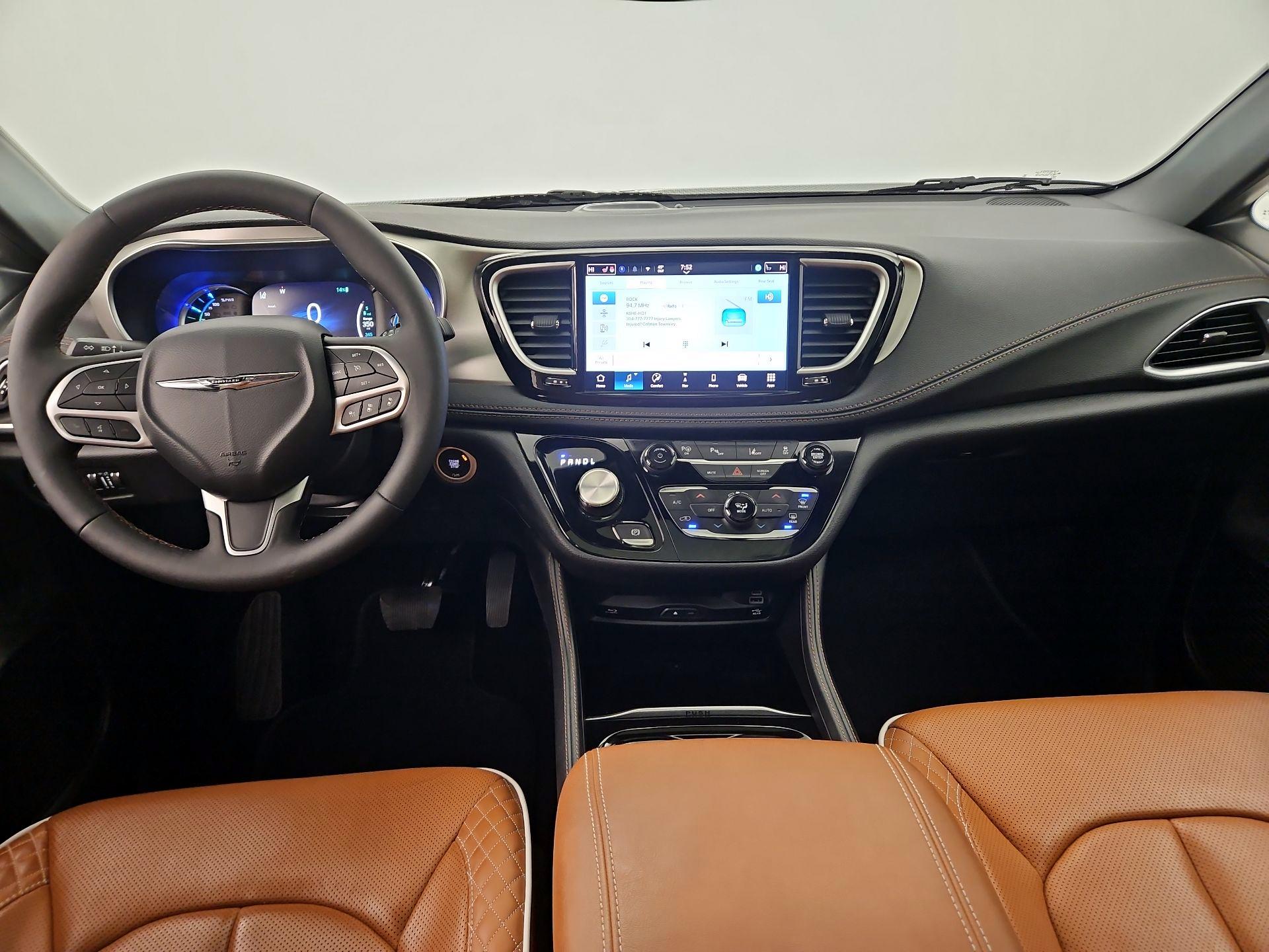 Thumbnail: 2024 Chrysler Pacifica - 9