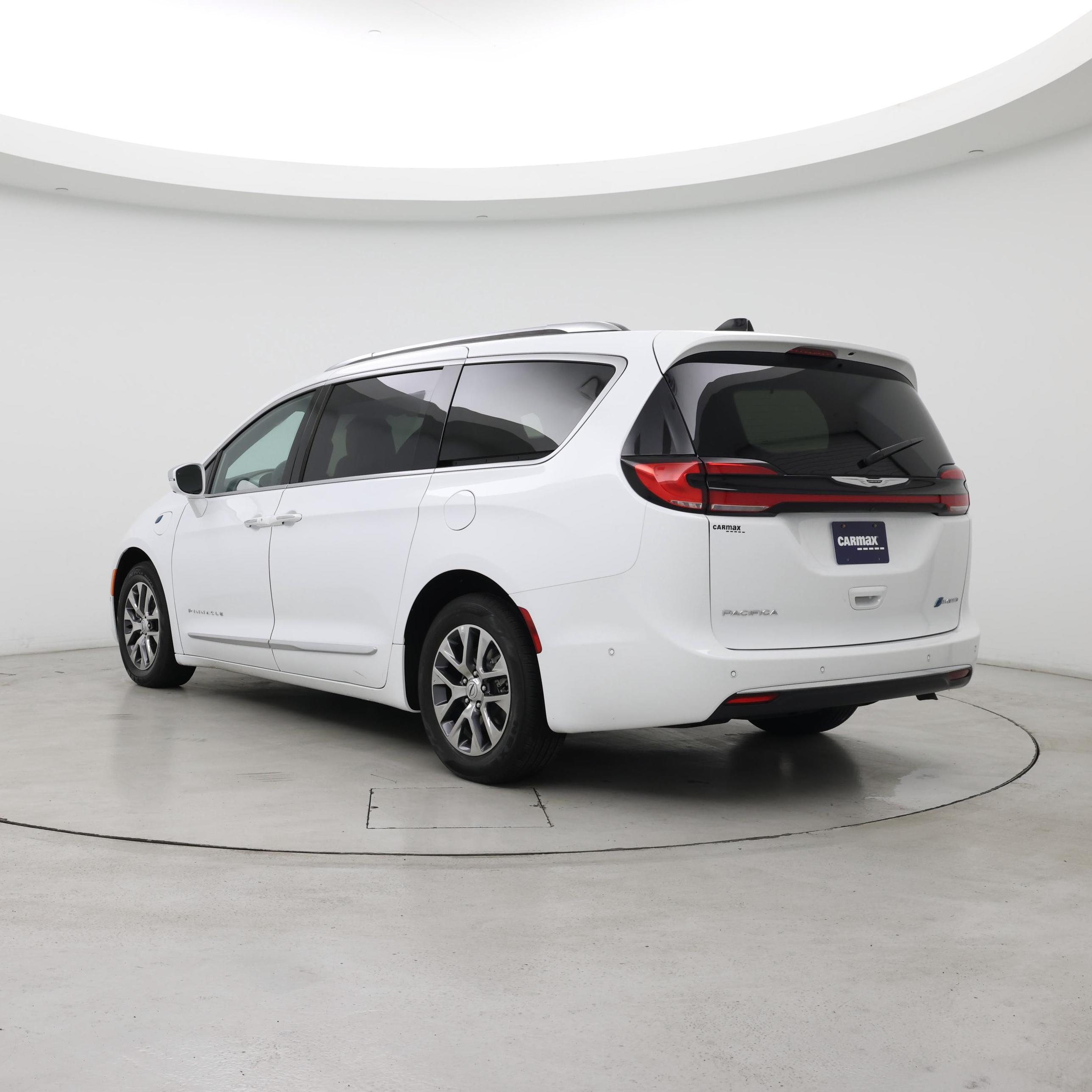 Thumbnail: 2024 Chrysler Pacifica - 2