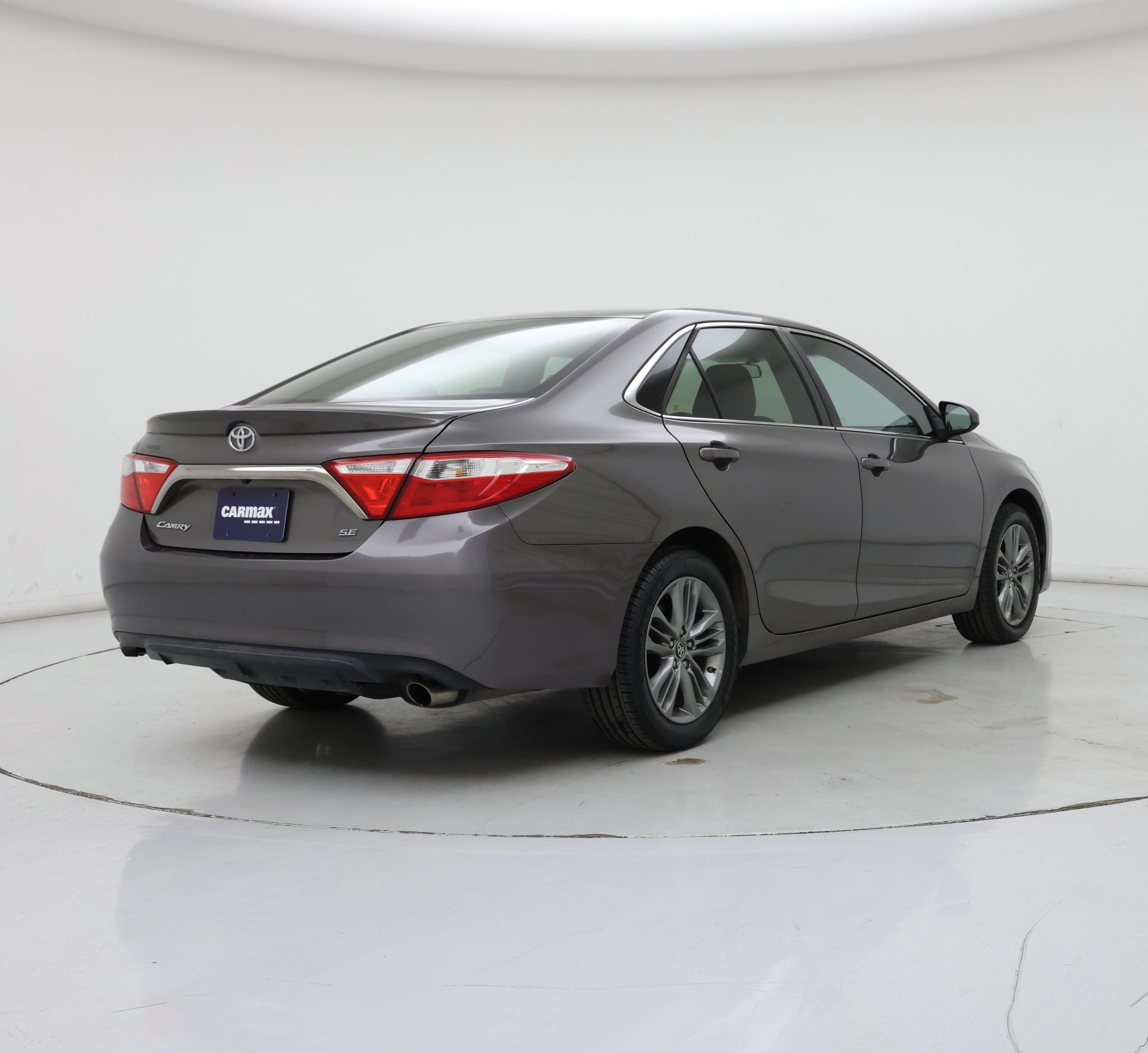 Thumbnail: 2017 Toyota Camry - 8