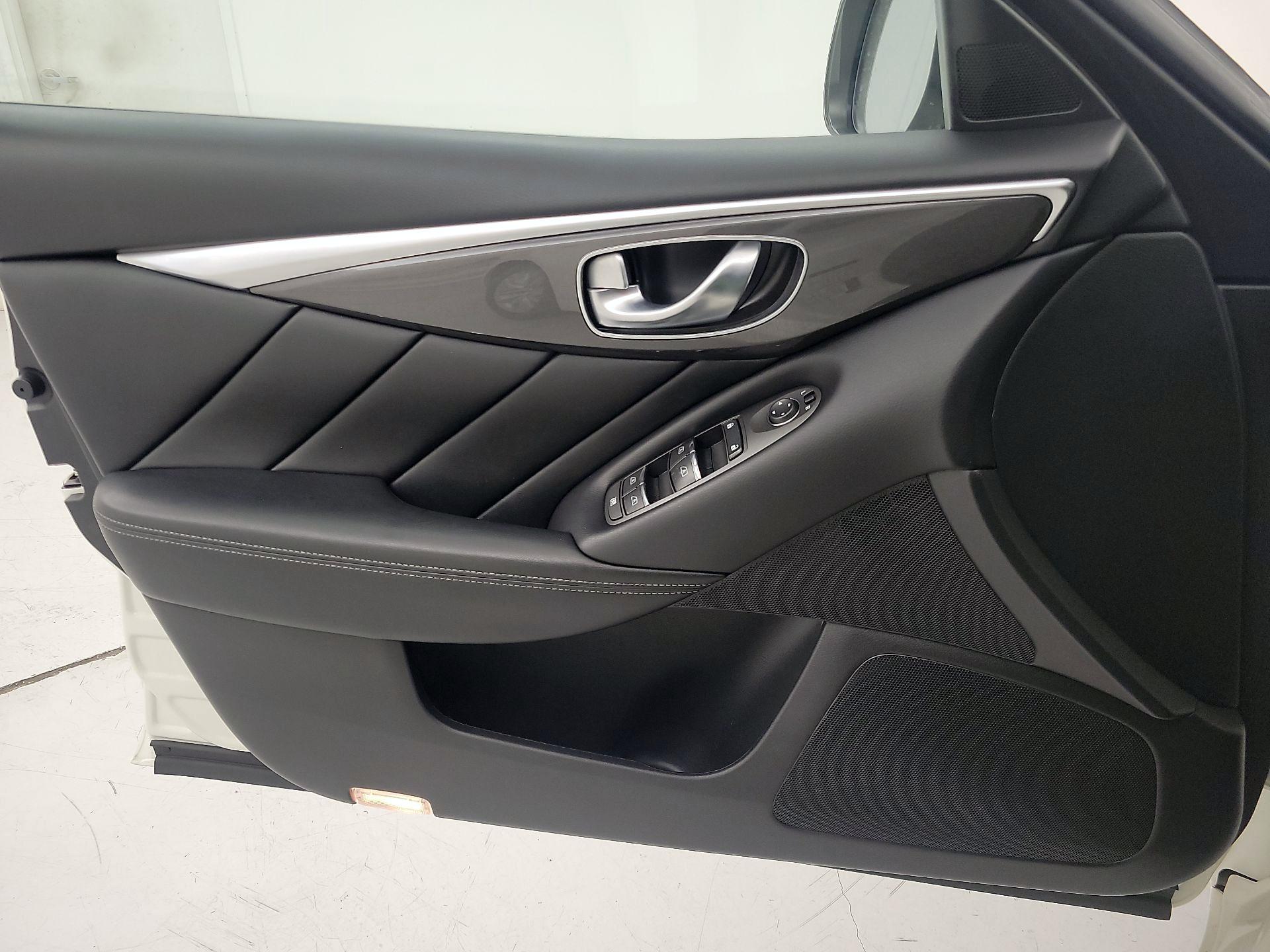 Thumbnail: 2019 INFINITI Q50 - 12