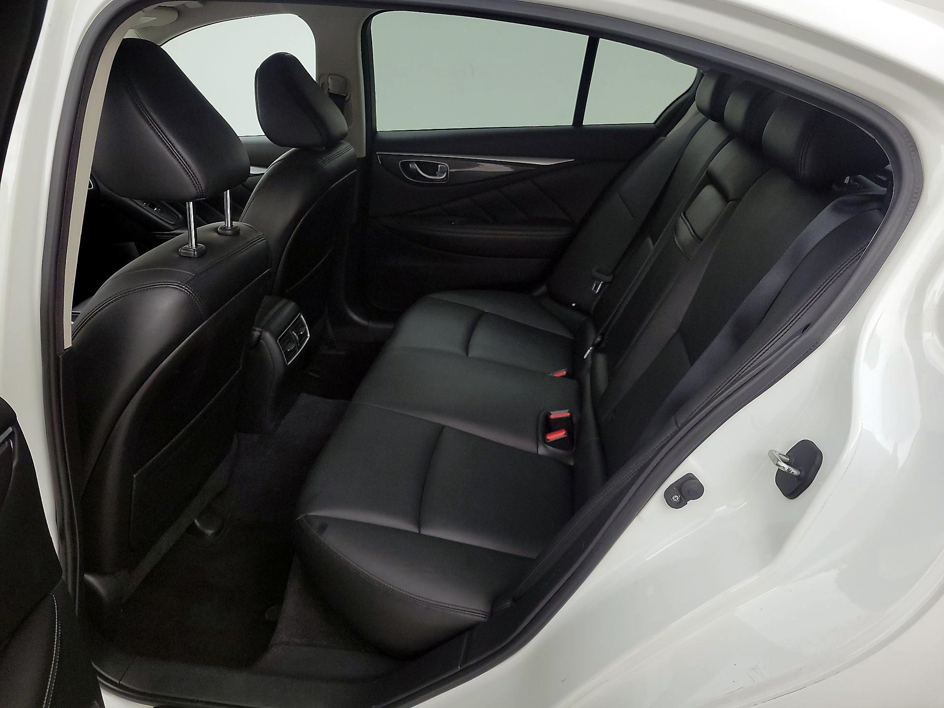 Thumbnail: 2019 INFINITI Q50 - 19