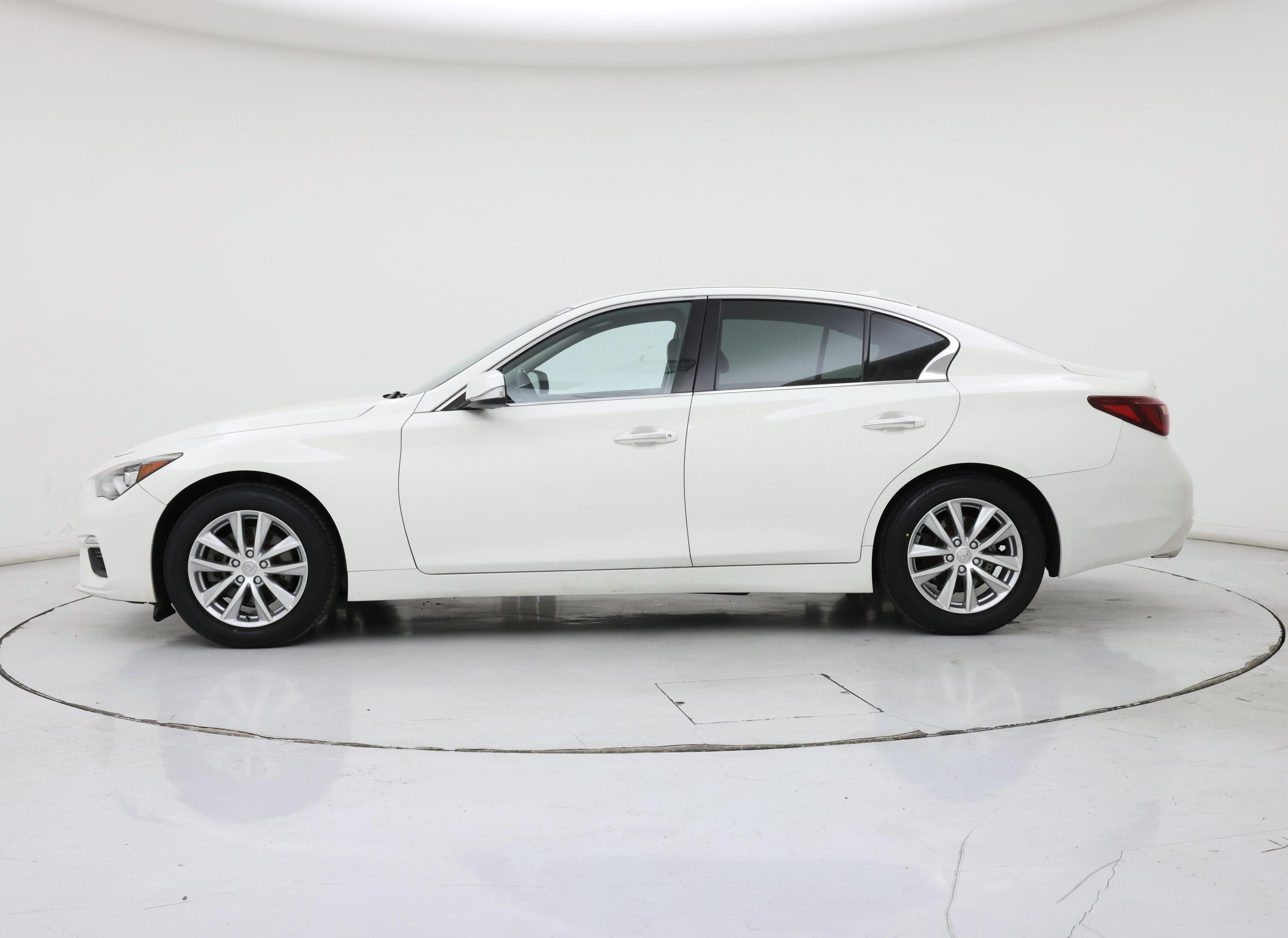 Thumbnail: 2019 INFINITI Q50 - 3