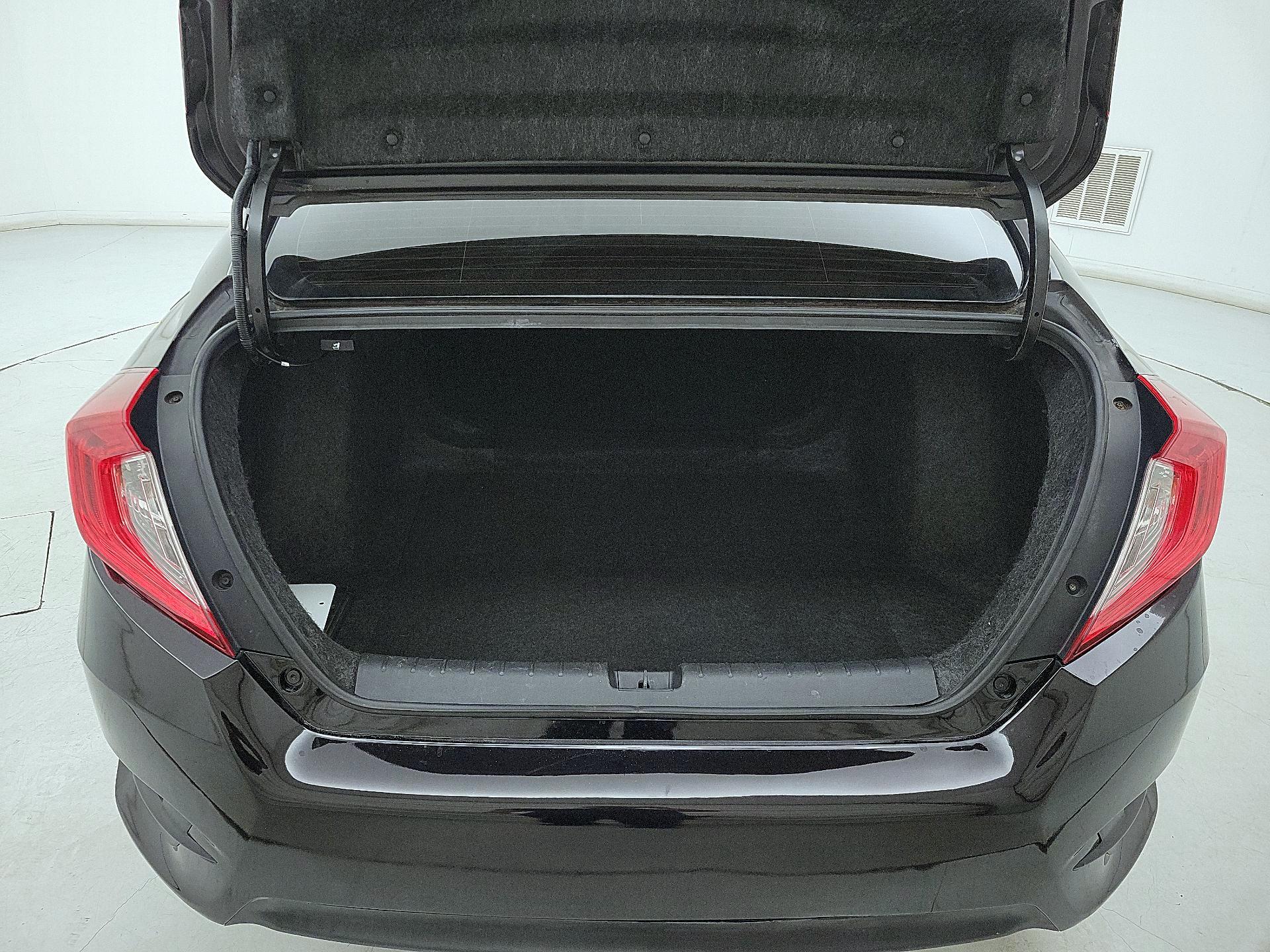 Thumbnail: 2016 Honda Civic - 19