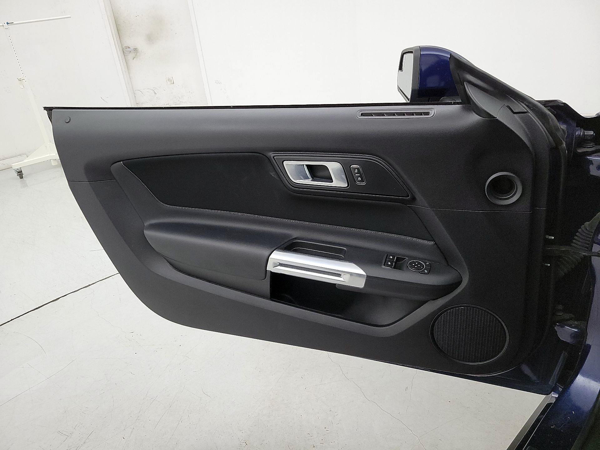 Thumbnail: 2019 Ford Mustang - 12