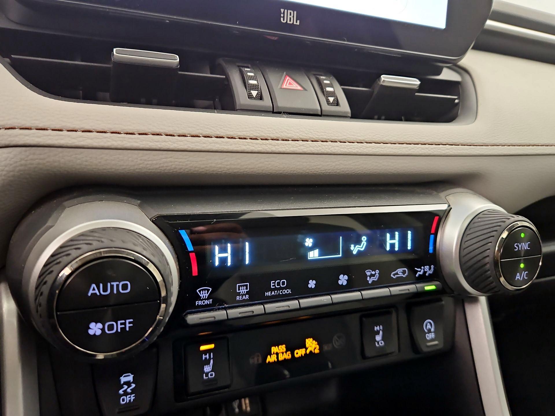 Thumbnail: 2025 Toyota RAV4 - 16