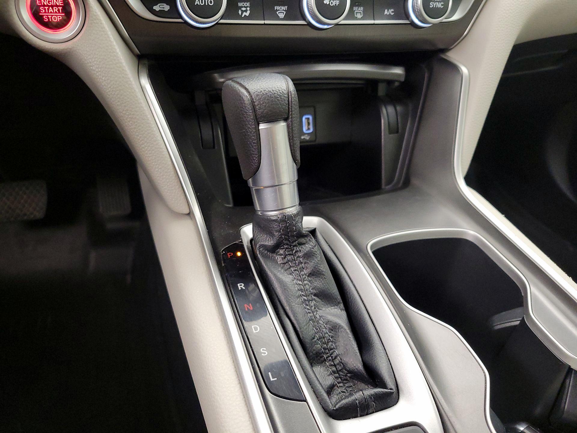 Thumbnail: 2019 Honda Accord - 17