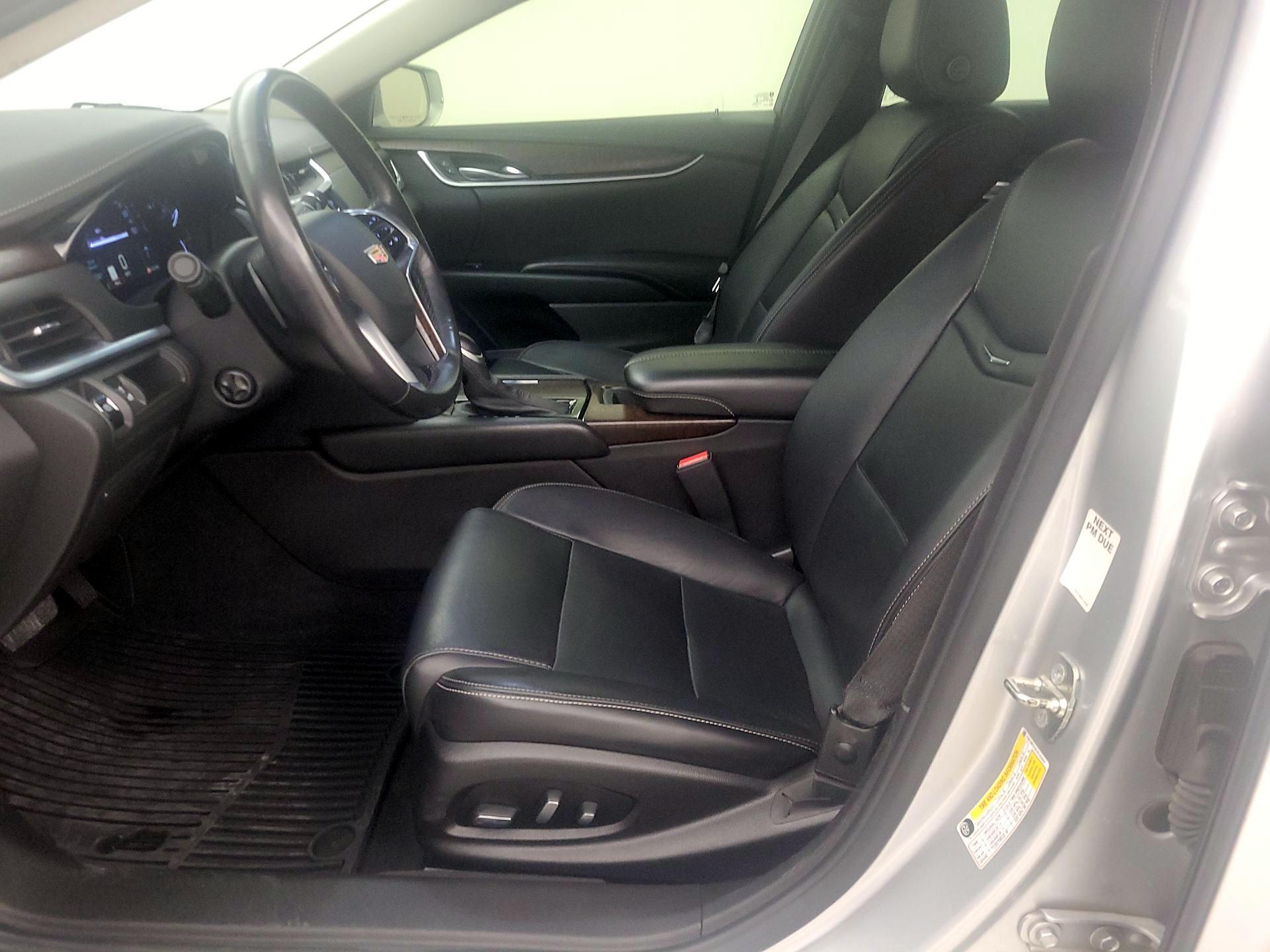 Thumbnail: 2018 Cadillac XTS - 11