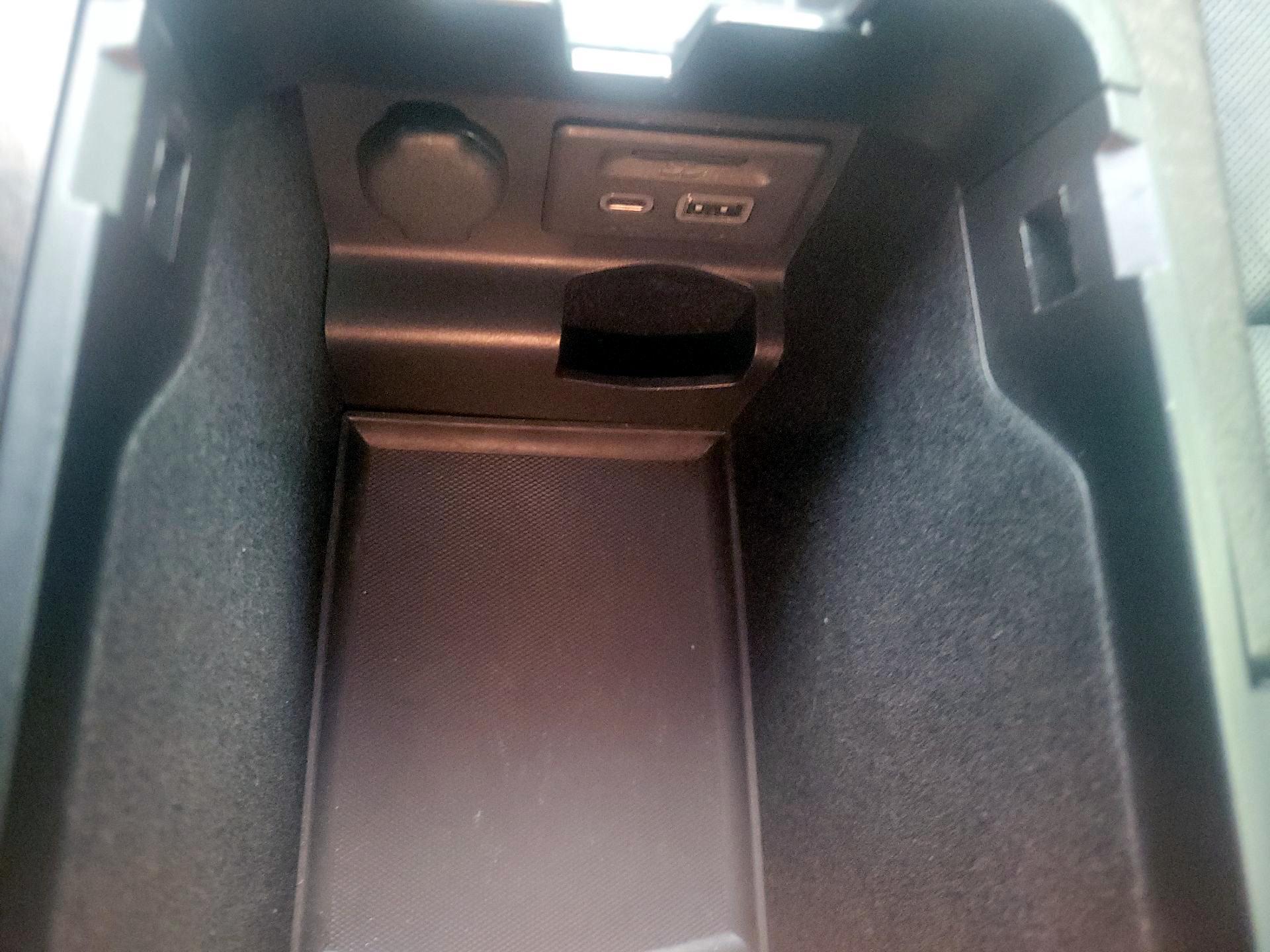 Thumbnail: 2018 Cadillac XTS - 18