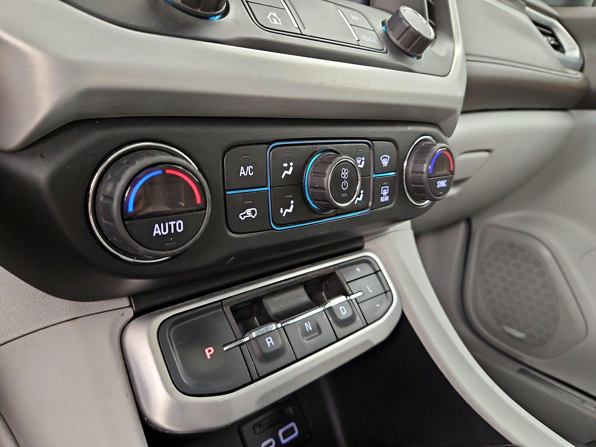 Thumbnail: 2020 GMC Acadia - 16