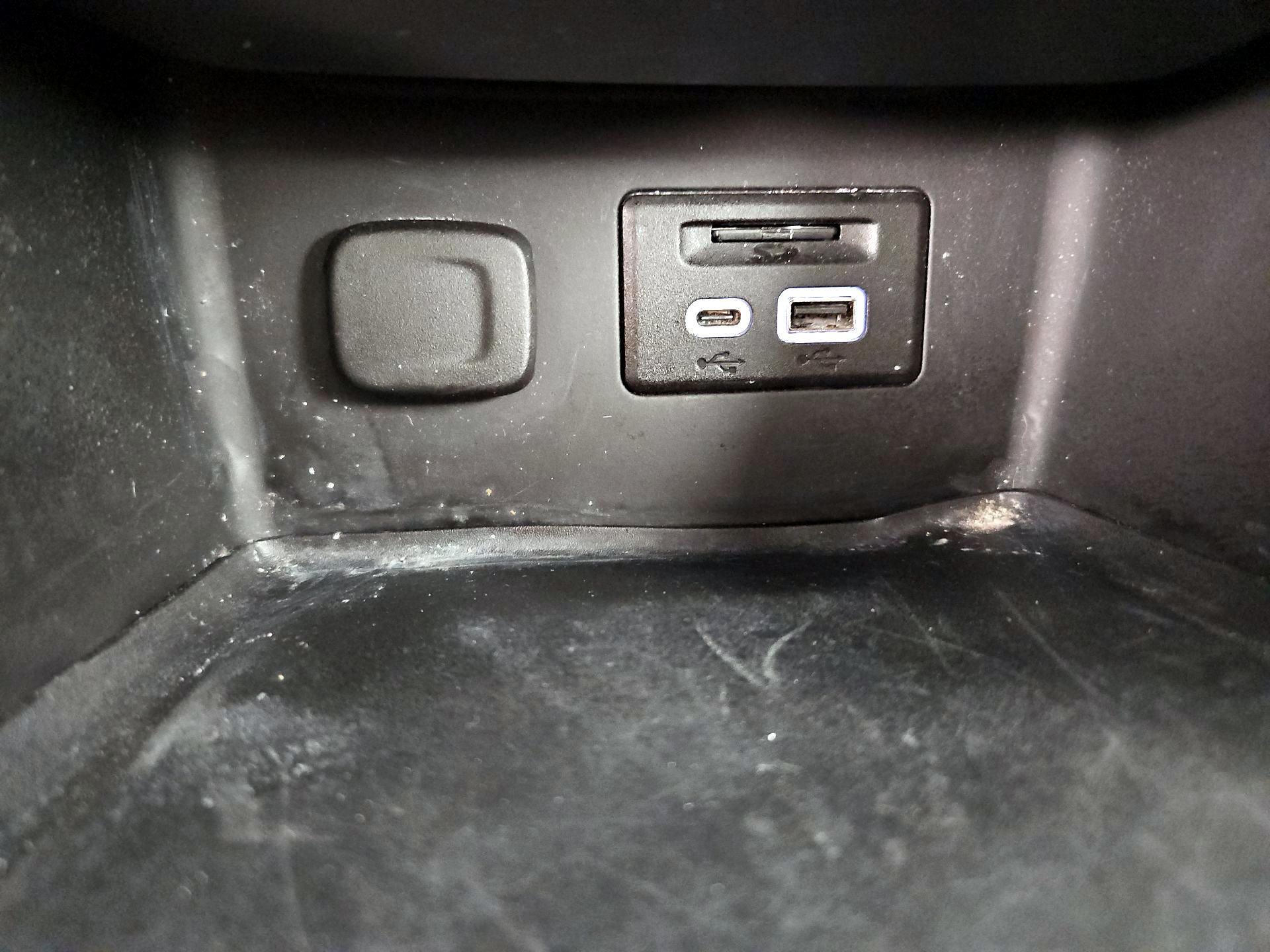 Thumbnail: 2020 GMC Acadia - 18