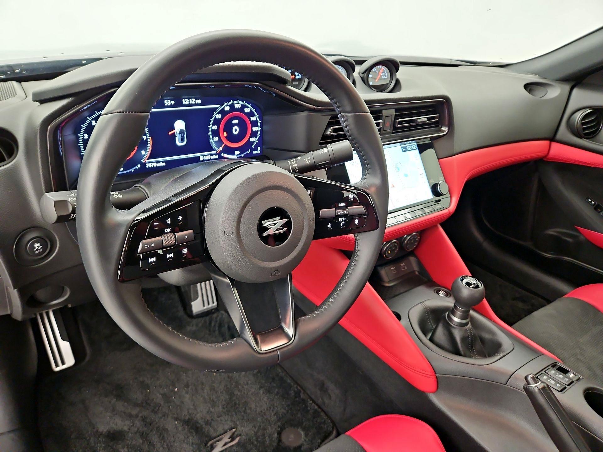 Thumbnail: 2024 Nissan Z - 9