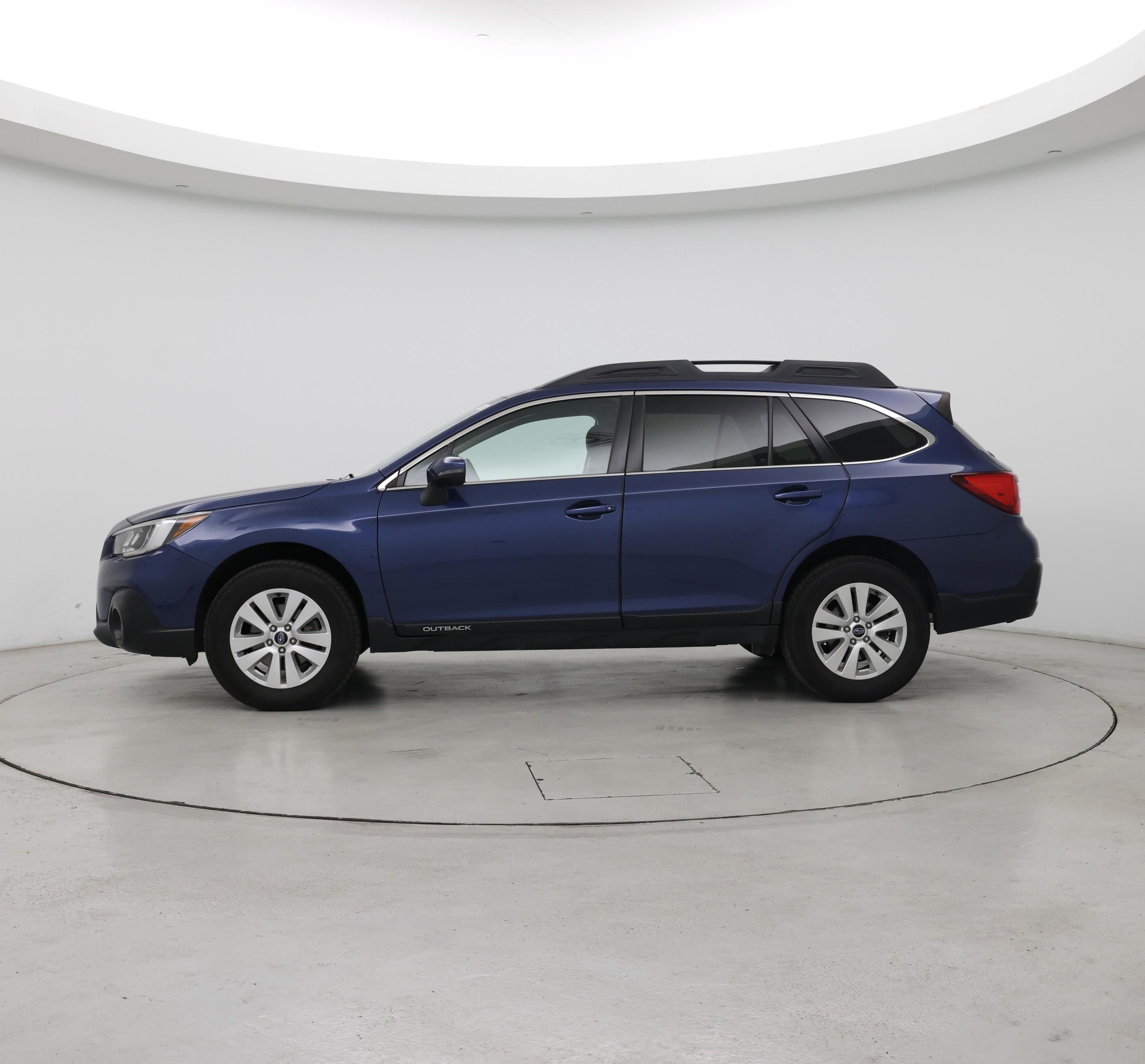 Thumbnail: 2019 Subaru Outback - 3