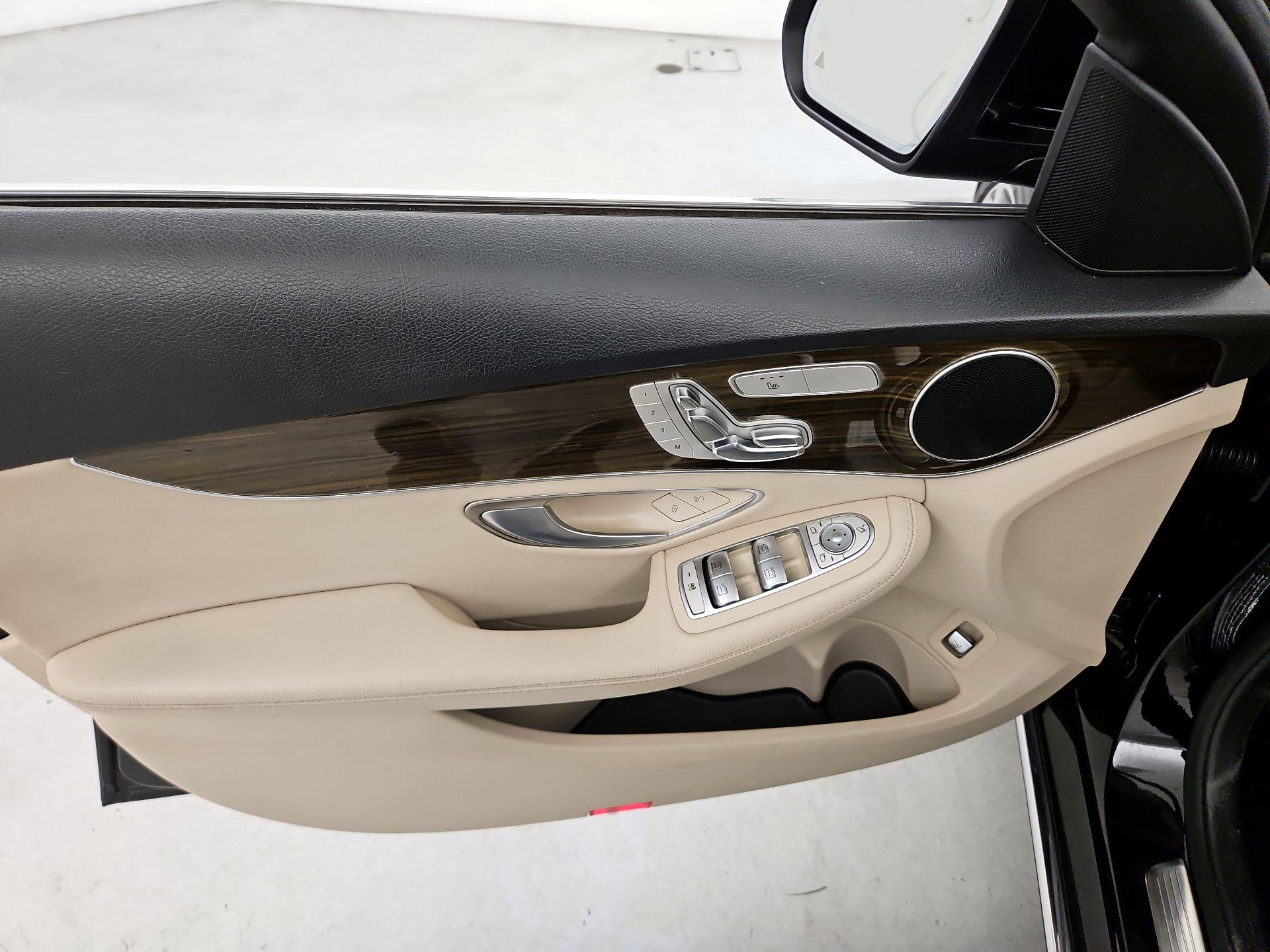 Thumbnail: 2019 Mercedes-Benz C-Class - 12