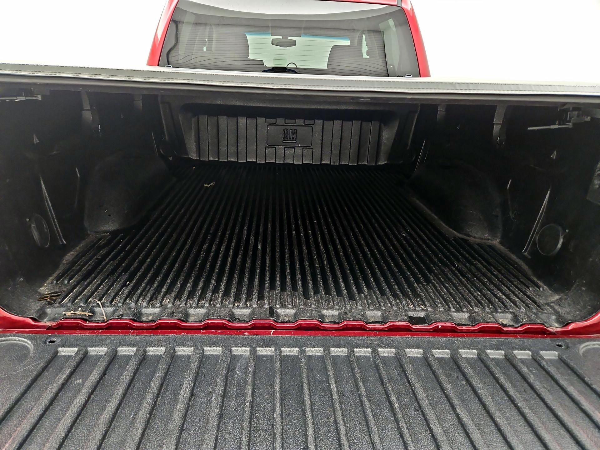 Thumbnail: 2018 Chevrolet Silverado 1500 - 19