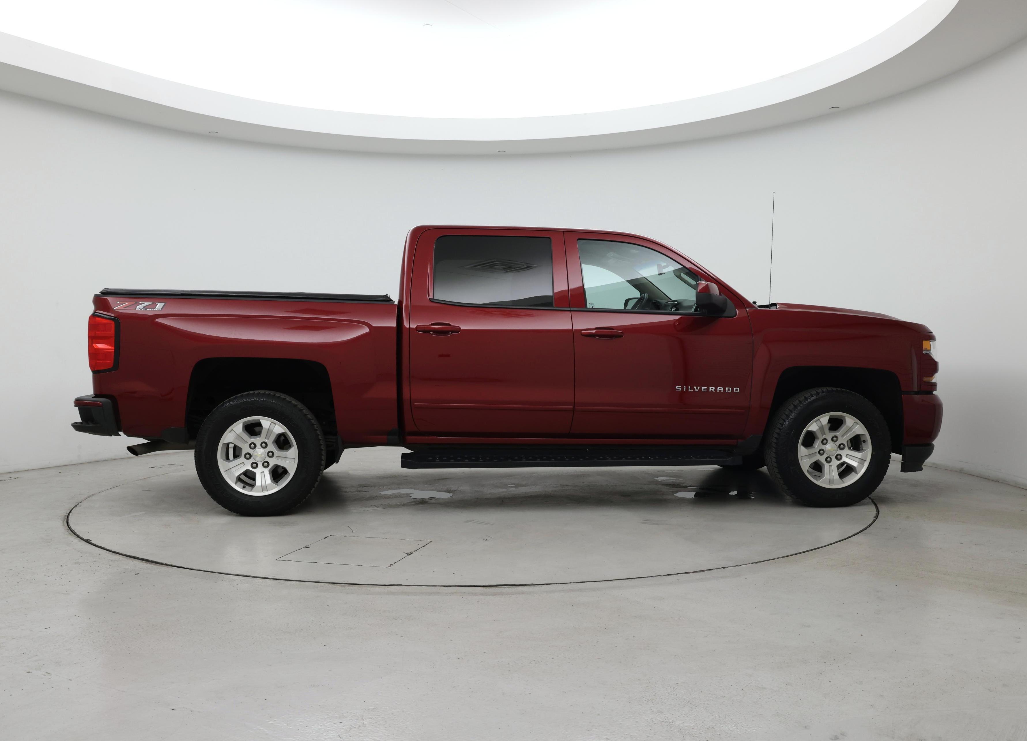 Thumbnail: 2018 Chevrolet Silverado 1500 - 7