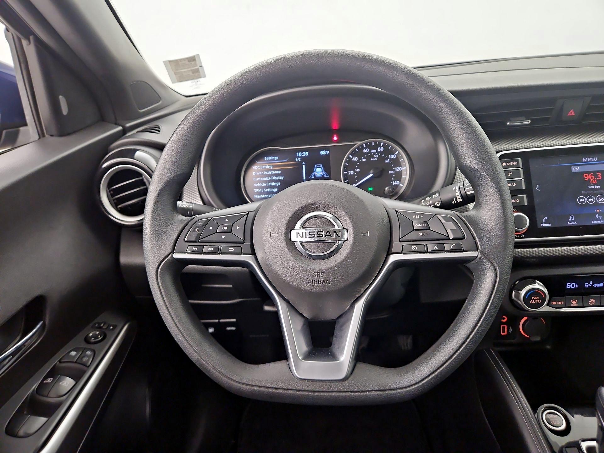 Thumbnail: 2020 Nissan Kicks - 10