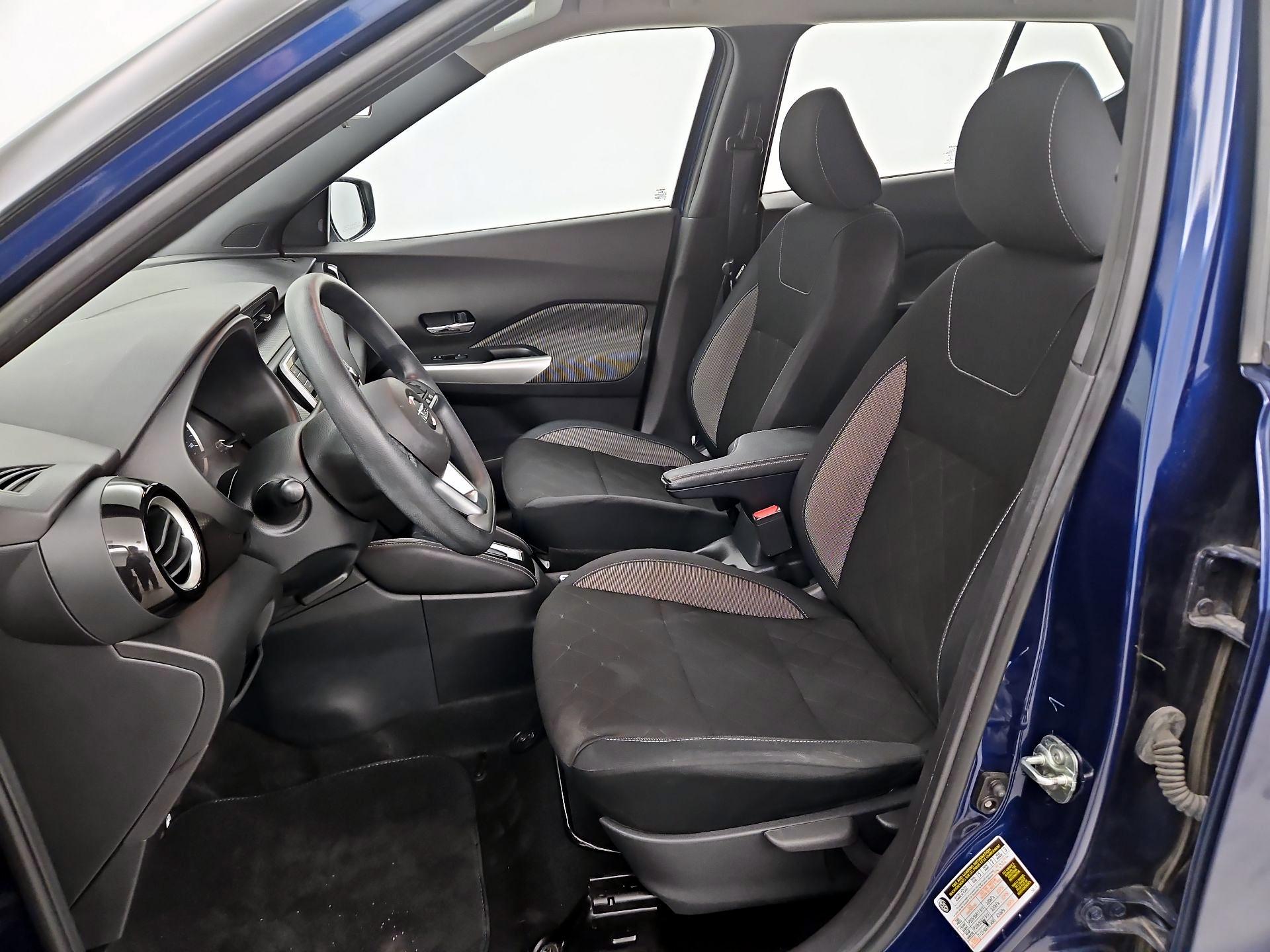 Thumbnail: 2020 Nissan Kicks - 11