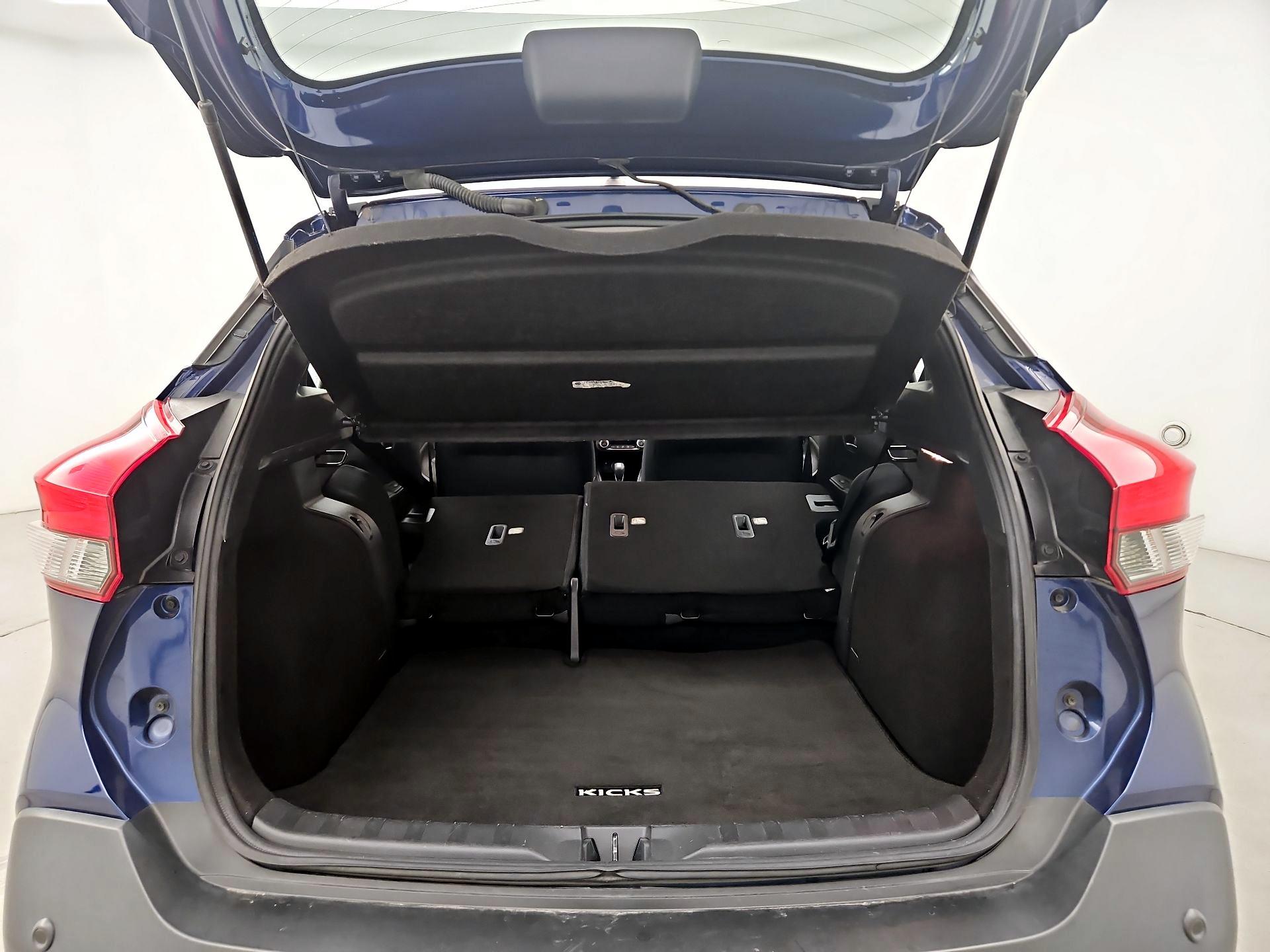 Thumbnail: 2020 Nissan Kicks - 20