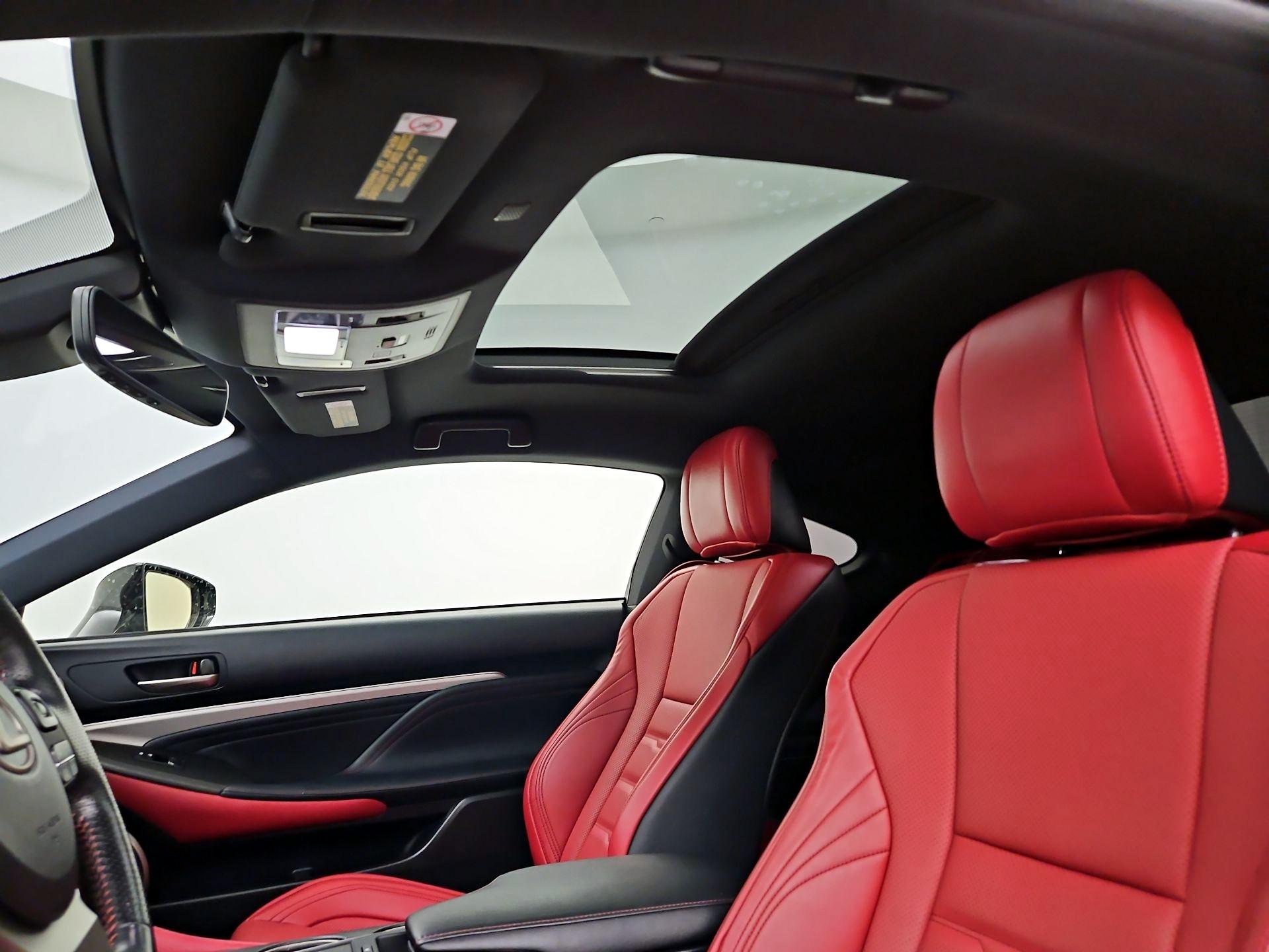 Thumbnail: 2019 Lexus RC - 20