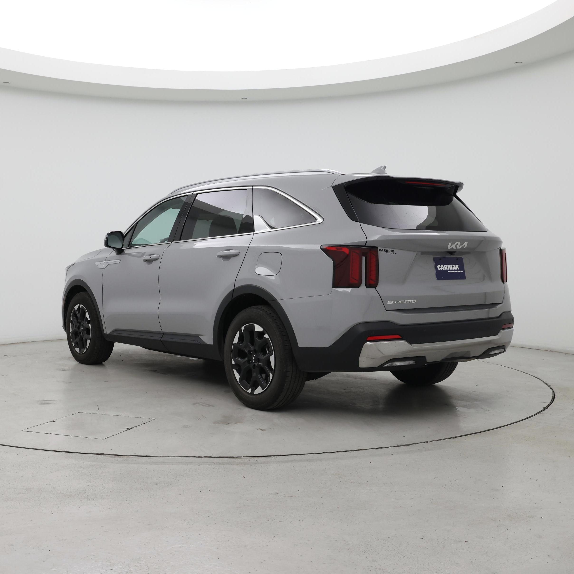 Thumbnail: 2025 Kia Sorento - 2